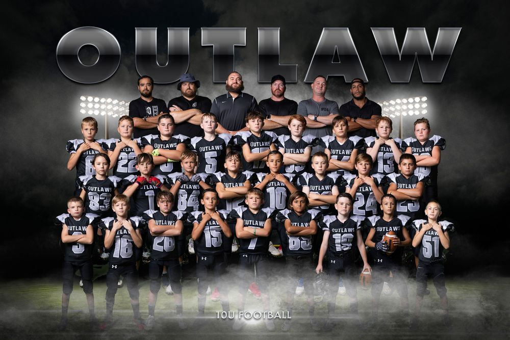 Sports team panoramic shot with foggy effects and '89 THAW' branding showing players in numbered jerseys.