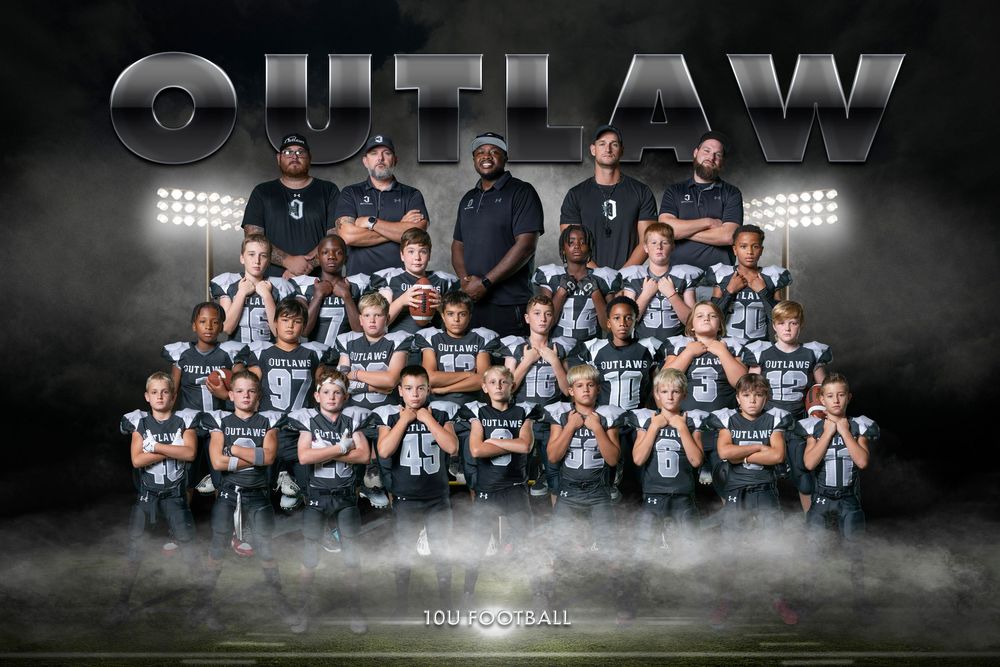 Athletic team panoramic photo with '89 THAW' text showing players in navy uniforms with stadium lighting.