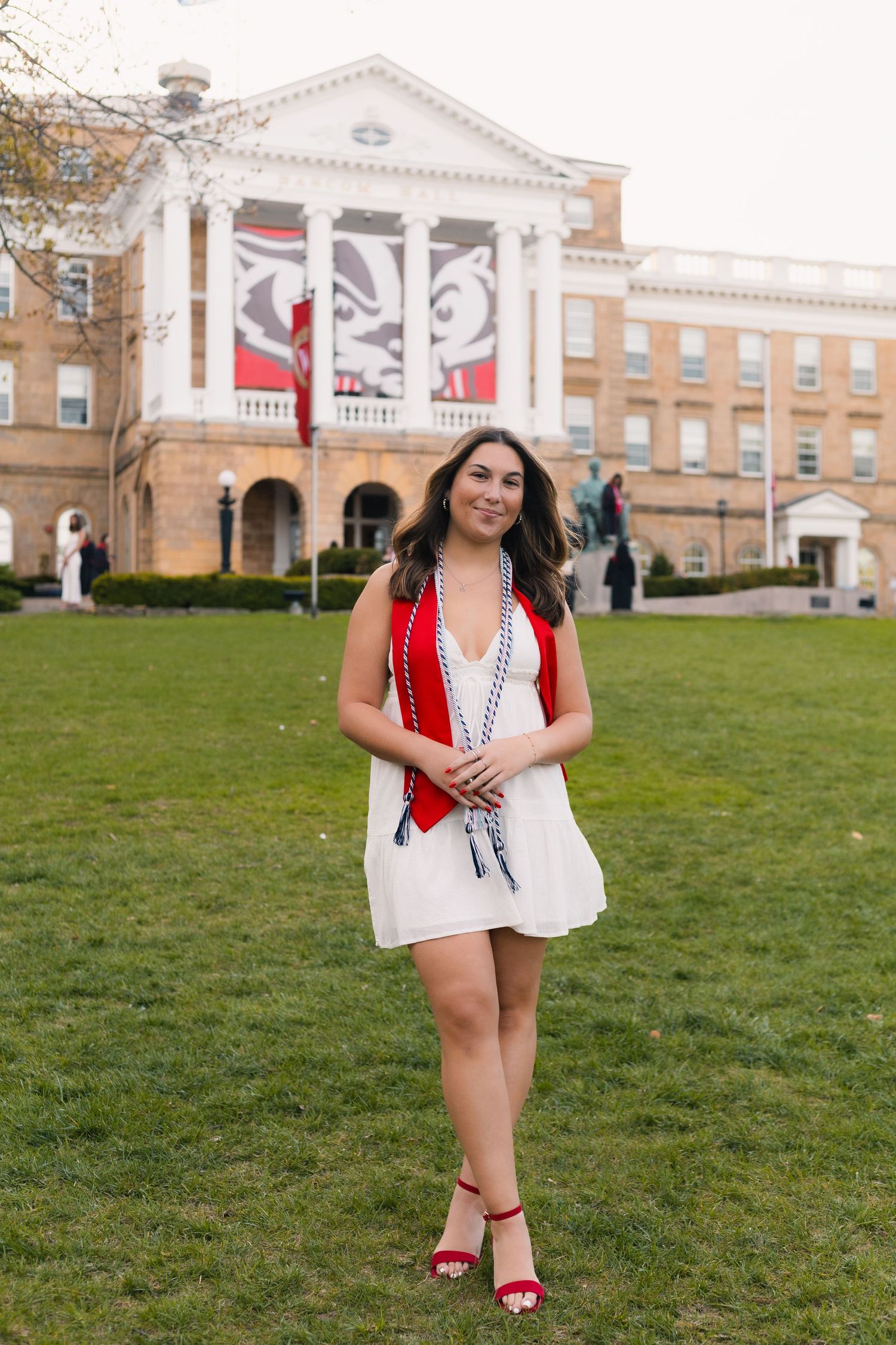 uw madison university of wisconsin alumni graduation graduates professional photos bascom hill capitol building college sorority sisters