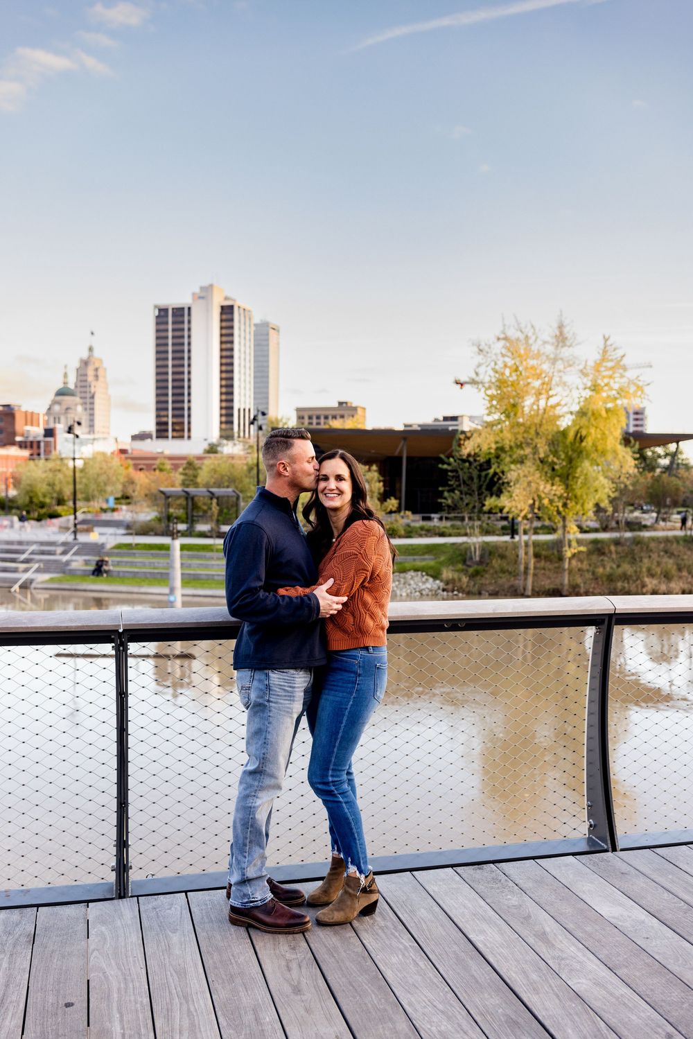 Promenade Park in Fort Wayne Indiana family Session