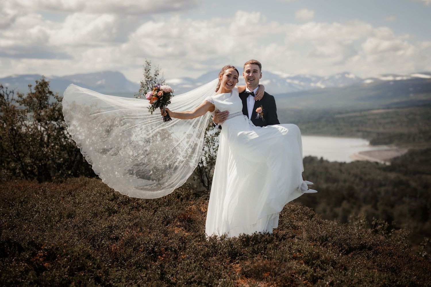 Bryllupsfotograf Malin Berdal, bryllupsfotograf Trondheim, Bryllupsfotograf Trøndelag. Bryllupsfotografering