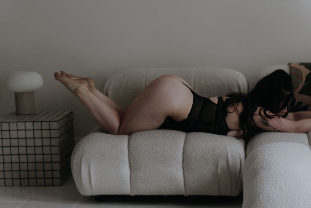 Chelsea Bleau Photography - Boudoir - Saskatoon