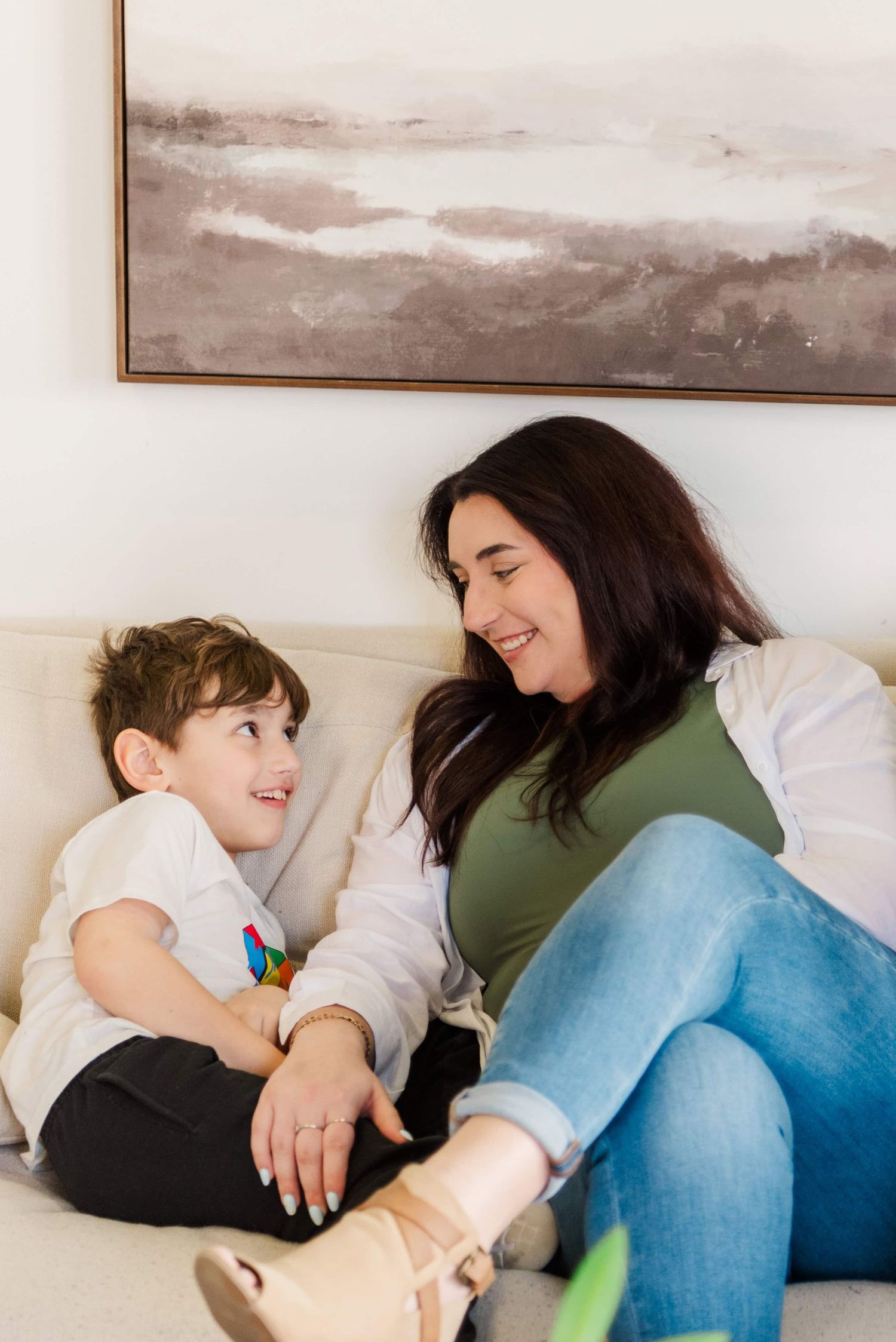 Unposed family photos in Pittsburgh