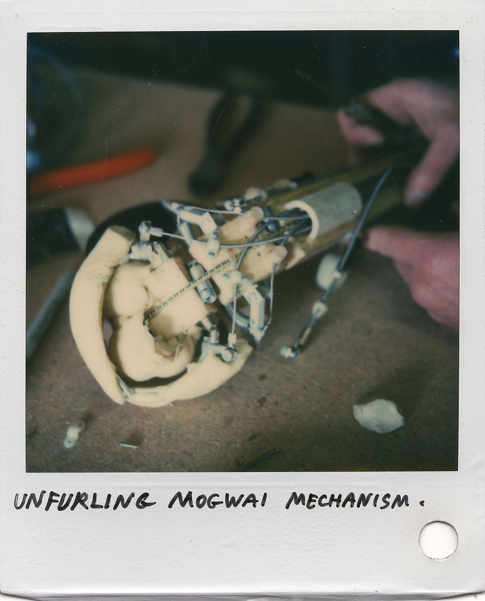 Unfurling puppet from Gremlins