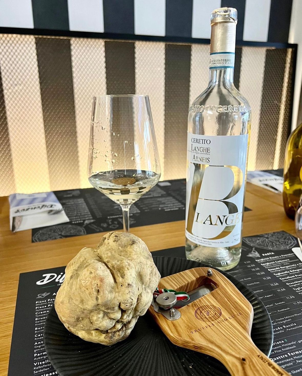 Difonzo Eat & Market in Isernhagen-Altwarmbüchen
Bistro
Trüffel und Wein