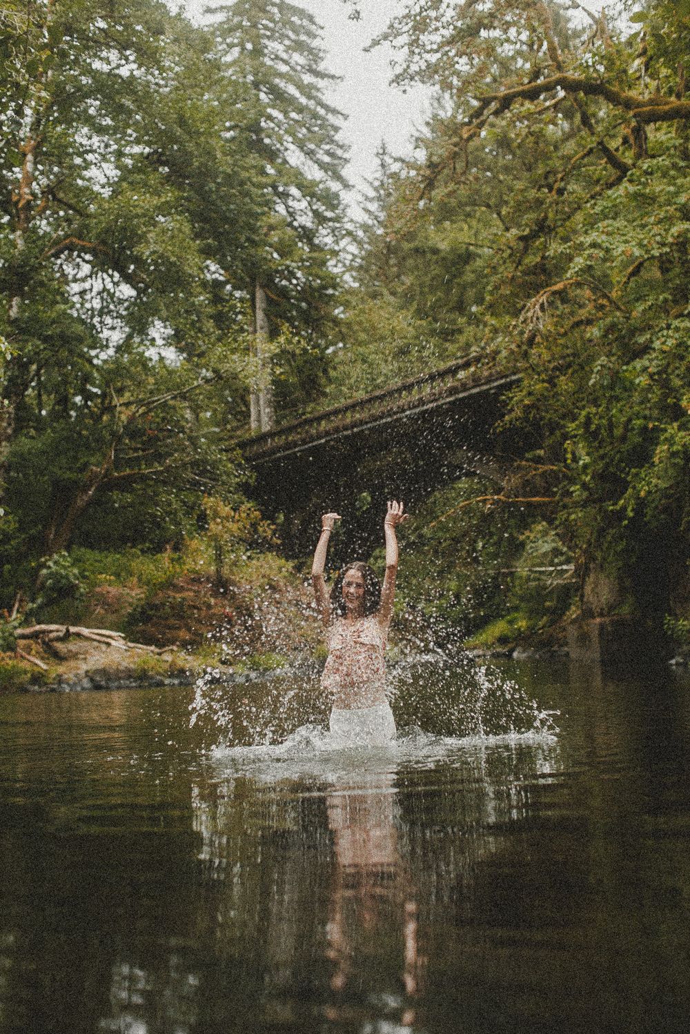 oregon senior photographers, oregon river senior photographers, portland senior photographer, Senior pictures Beaverton,