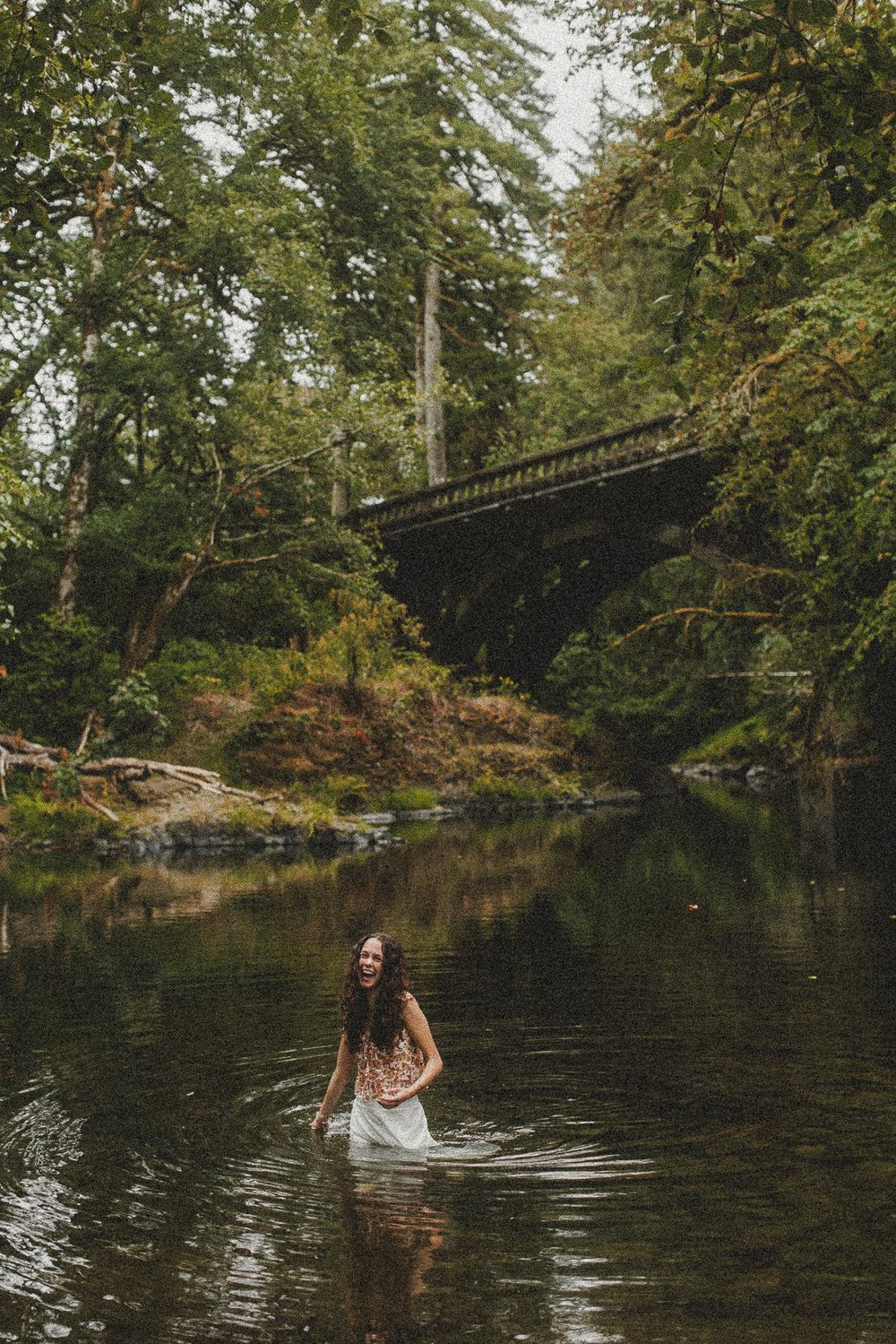 oregon senior photographers, oregon river senior photographers, portland senior photographer, Senior pictures Beaverton,