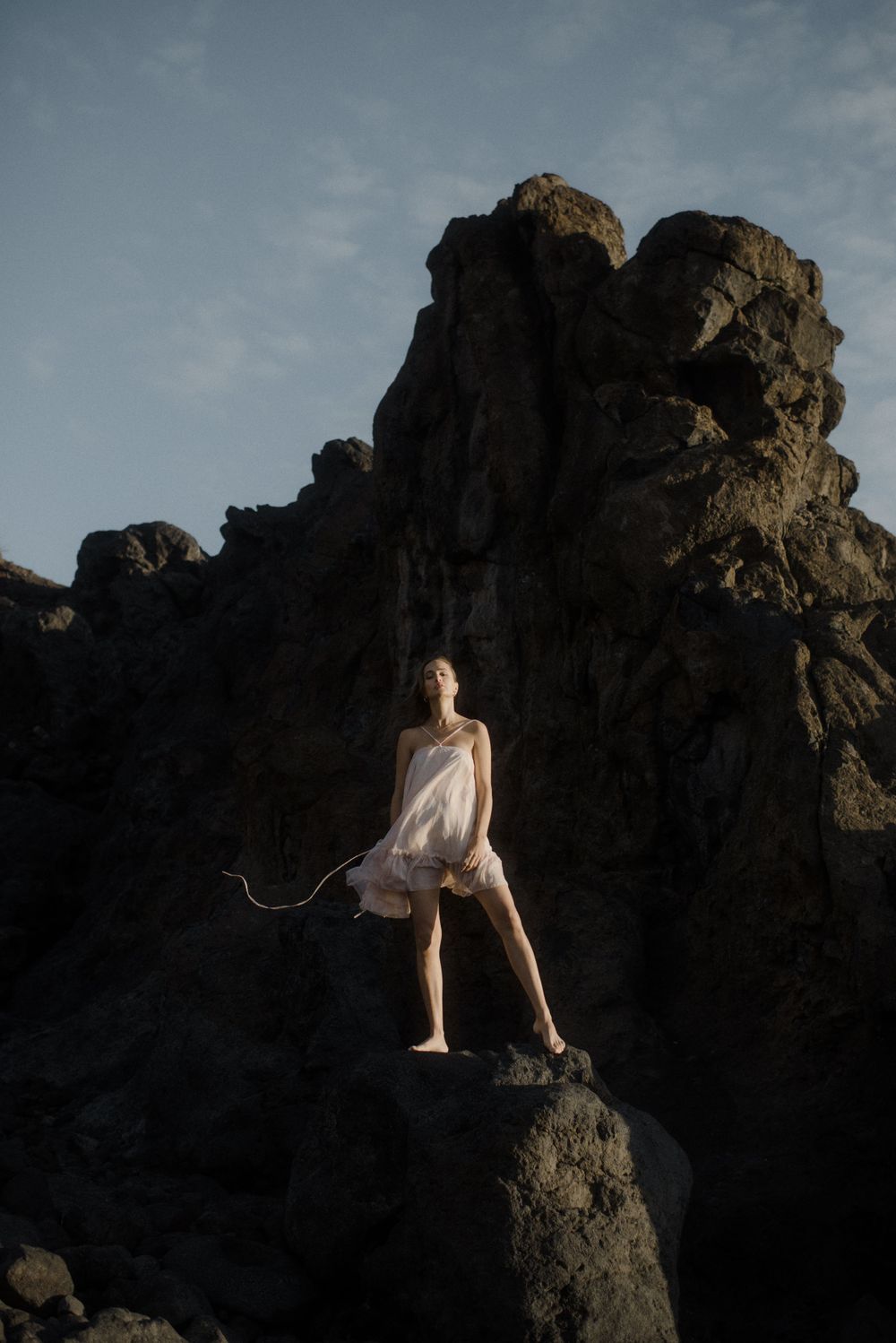 Relaxed island photoshoot showcasing Tenerife’s light and textures