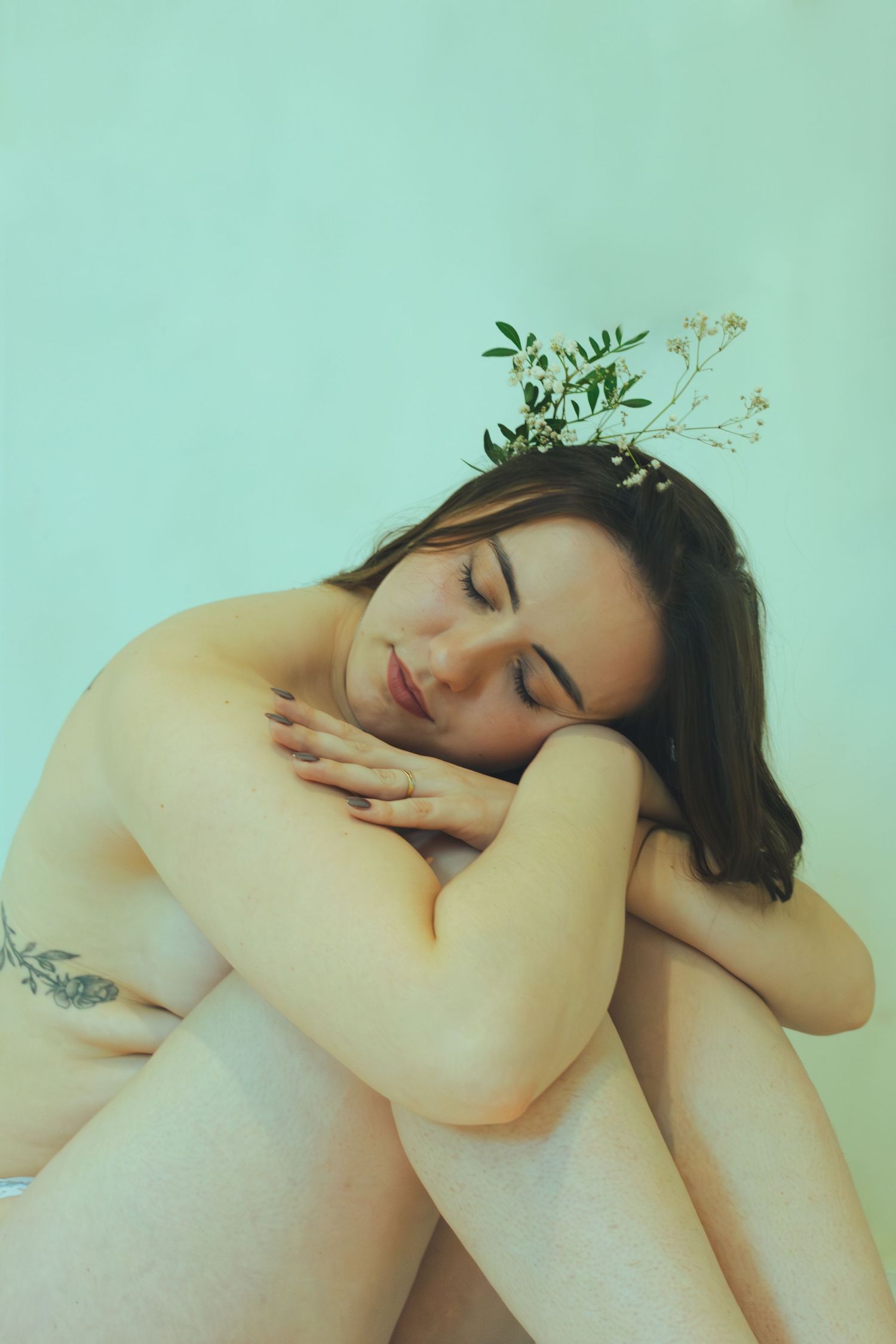 Photographie d'un portrait d'une femme en sous vetement réalisé en studio