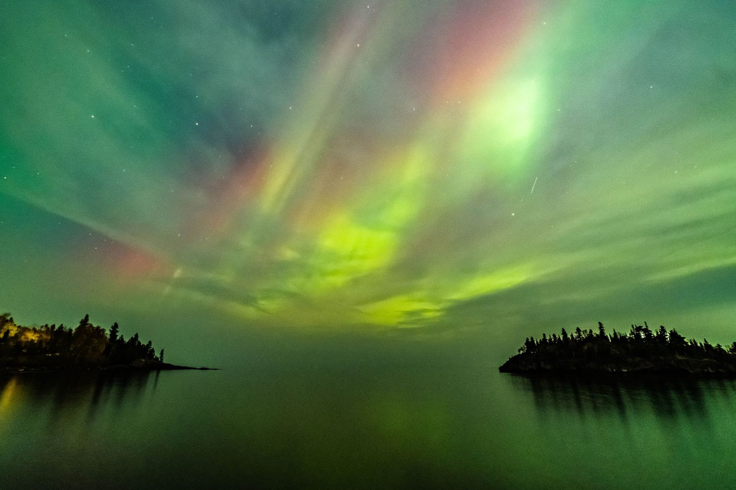 Split Rock Light House and Northern Lights. WOW!