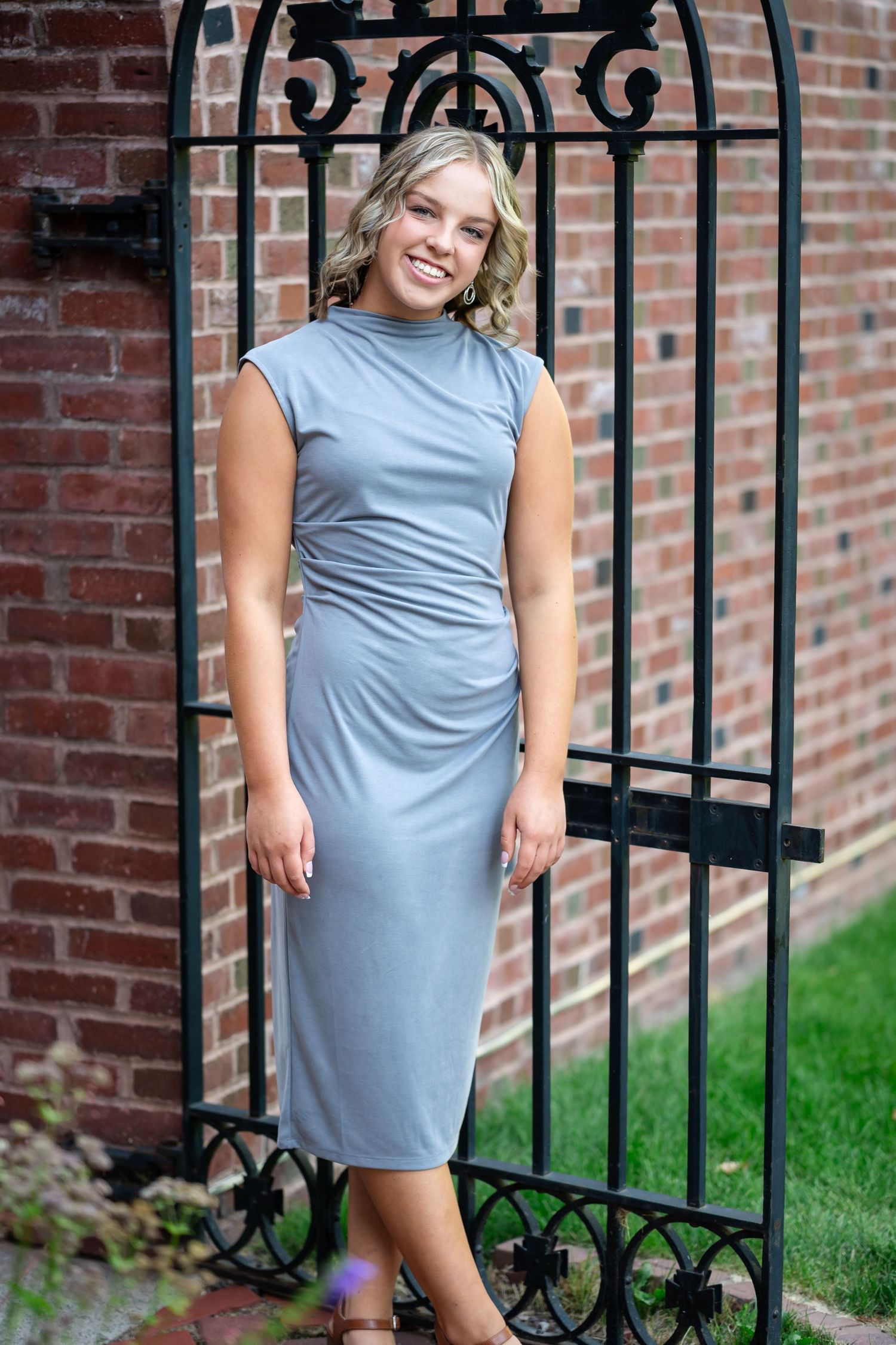 senior grad photos Glensheen Mansion Duluth MN, senior grad photographer