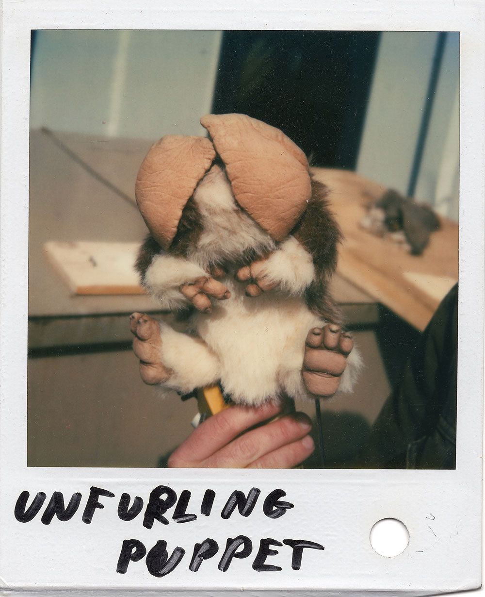 Unfurling puppet from Gremlins