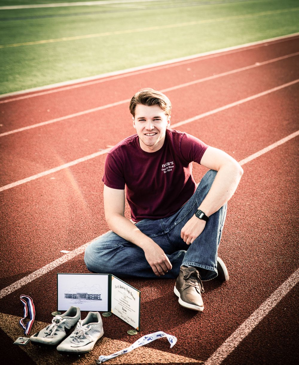 senior, high School senior, senior session, senior photos, senior photographer, senior photography, nc senior photographer, athlete, runner