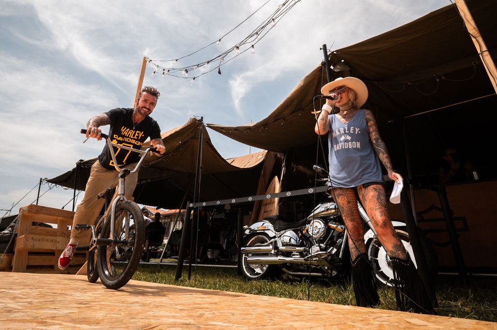 Les riders bmx de la team Harley-Davidson