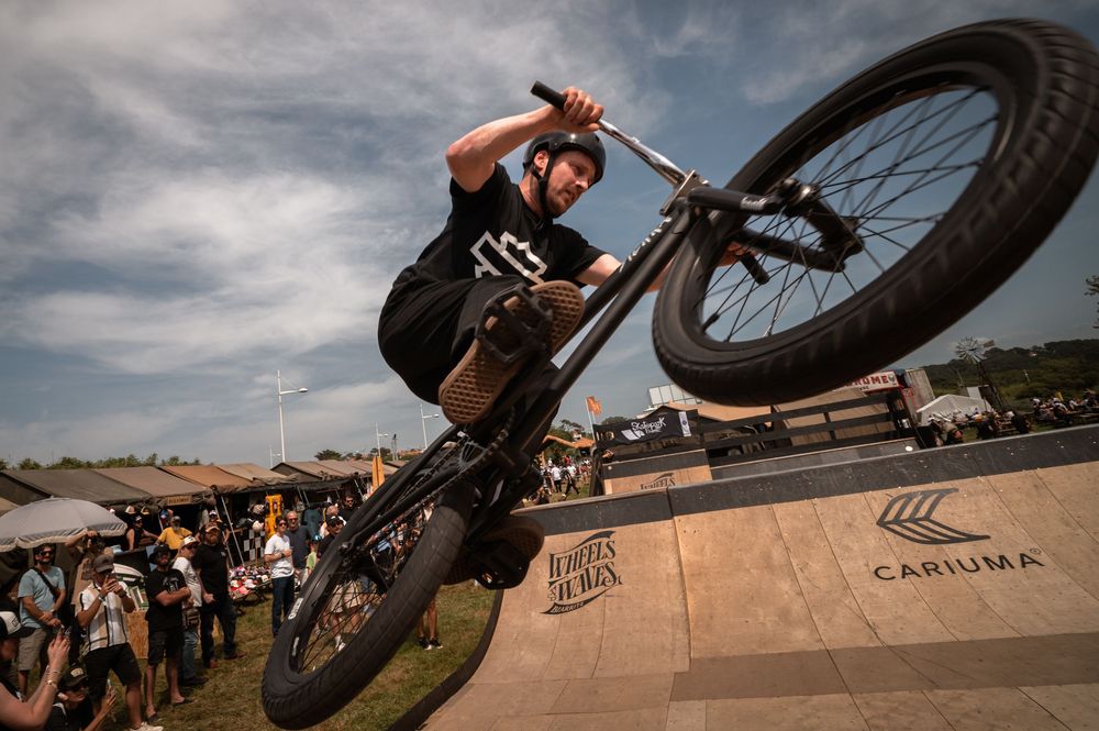 Les riders bmx de la team Harley-Davidson
