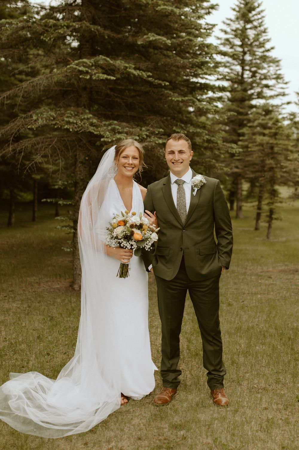 Minnesota Wedding Photographer, Romantic and Authentic Minnesota Photography, Minnesota Couple Photos | Rachel Marie Photography
