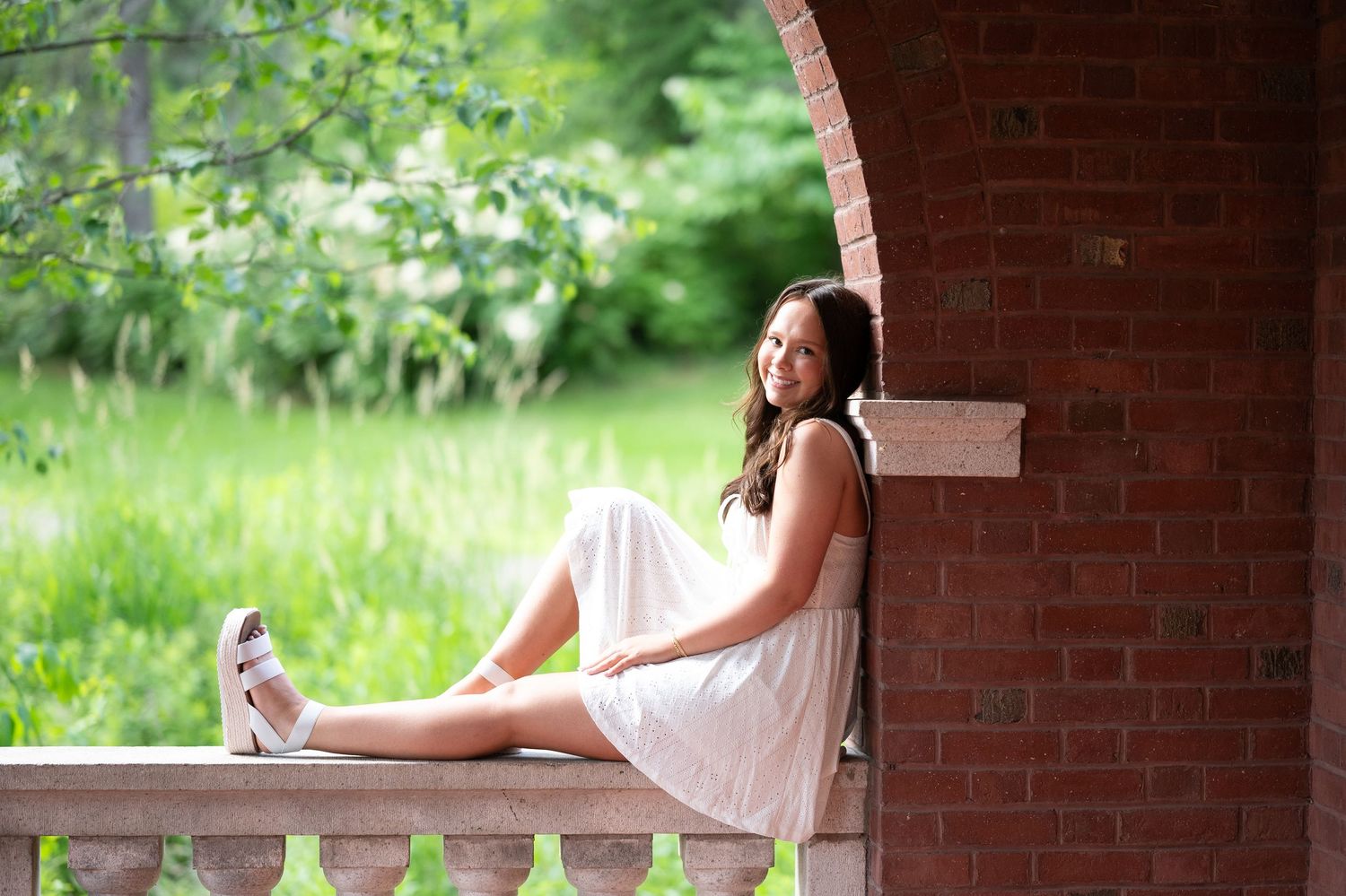 senior grad session senior grad photographer, Duluth, MN senior grad session at Glensheen Mansion