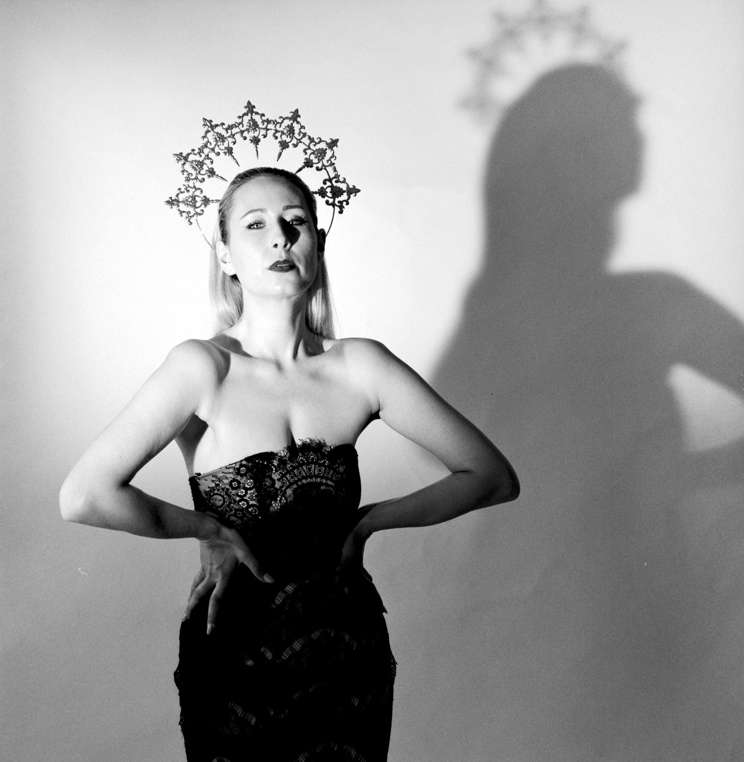 Black and white photograph of UK model Han Rose during Shoot 3 of Project Vampirique #projectvampirique