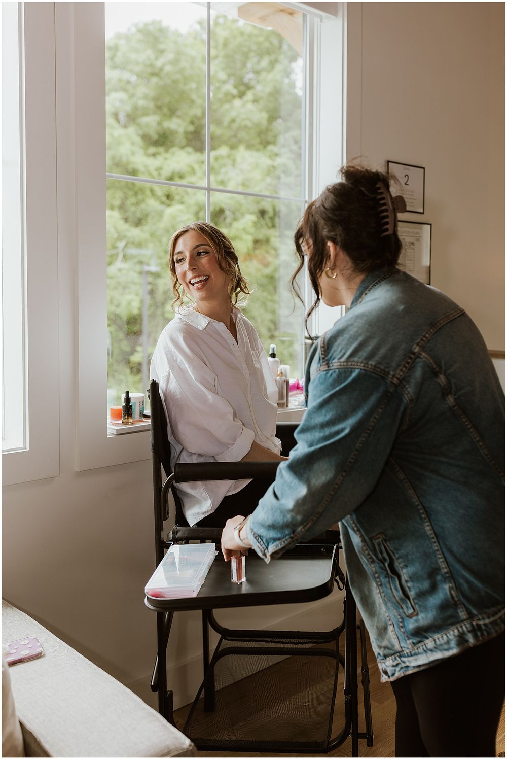 Bride getting ready for her Hyla Brook Estate wedding