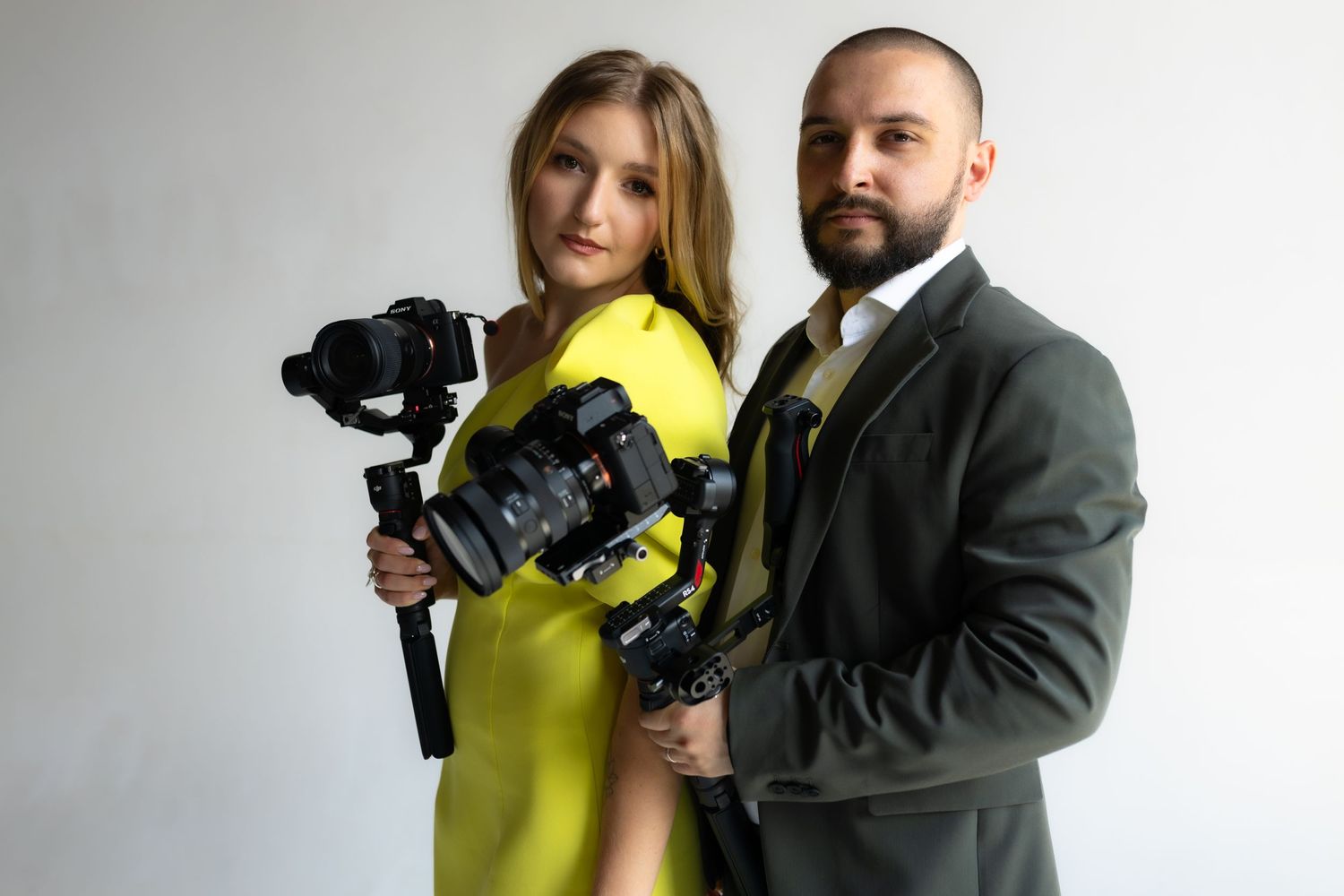 Capture your wedding day’s true essence with our expert candid photo and video wedding team in Chicago.