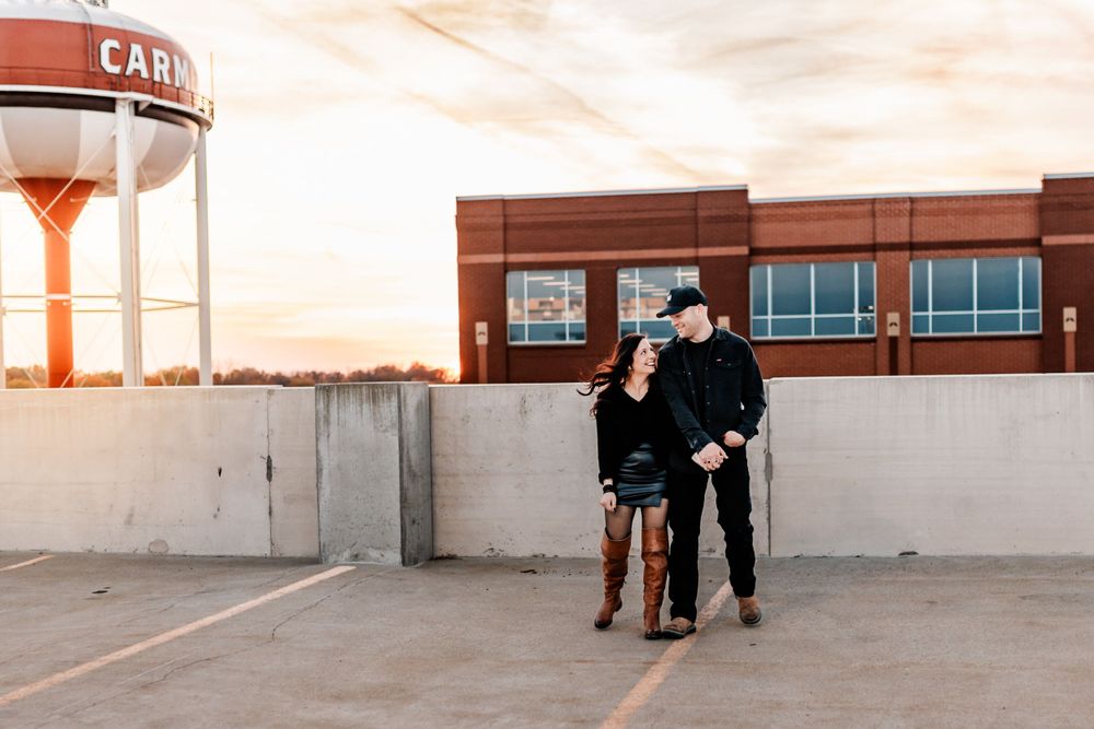 URBAN ROOFTOP FAMILY SESSION IN CARMEL INDIANA