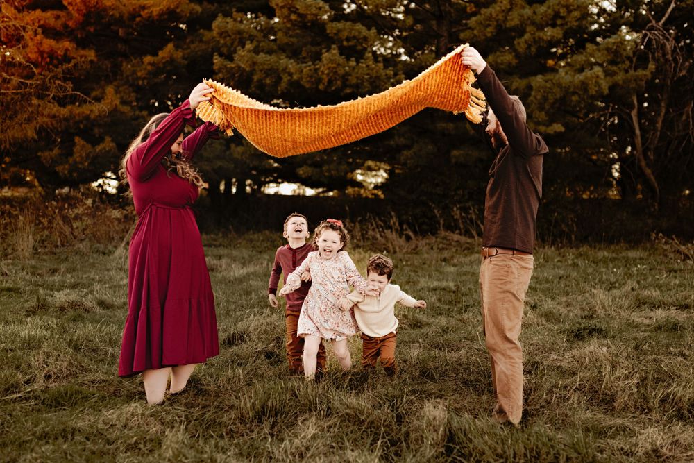 Family Photographer in Fort Wayne Indiana
