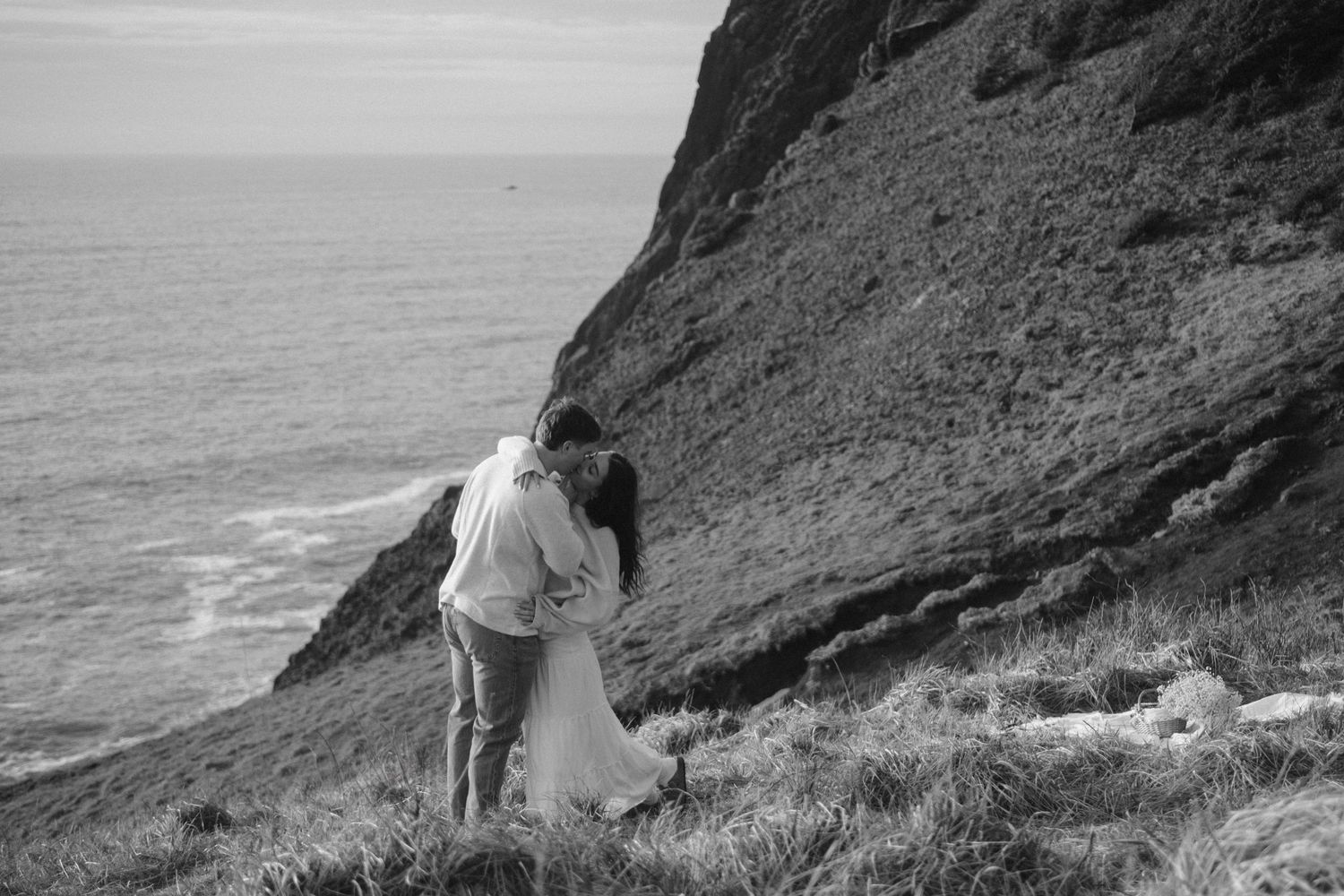 Couple is kissing