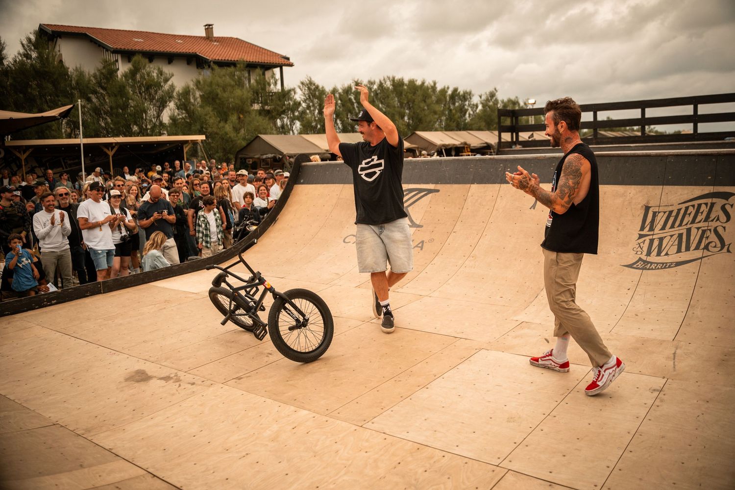Les riders bmx de la team Harley-Davidson