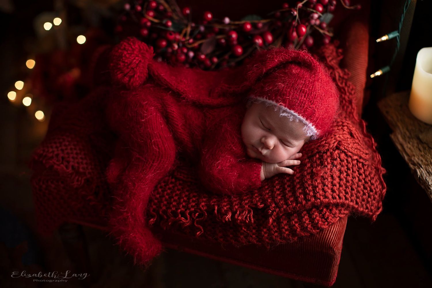 Holiday photos for your newborn photography session. Christmas photos of your baby. Elizabeth Lang Photography.