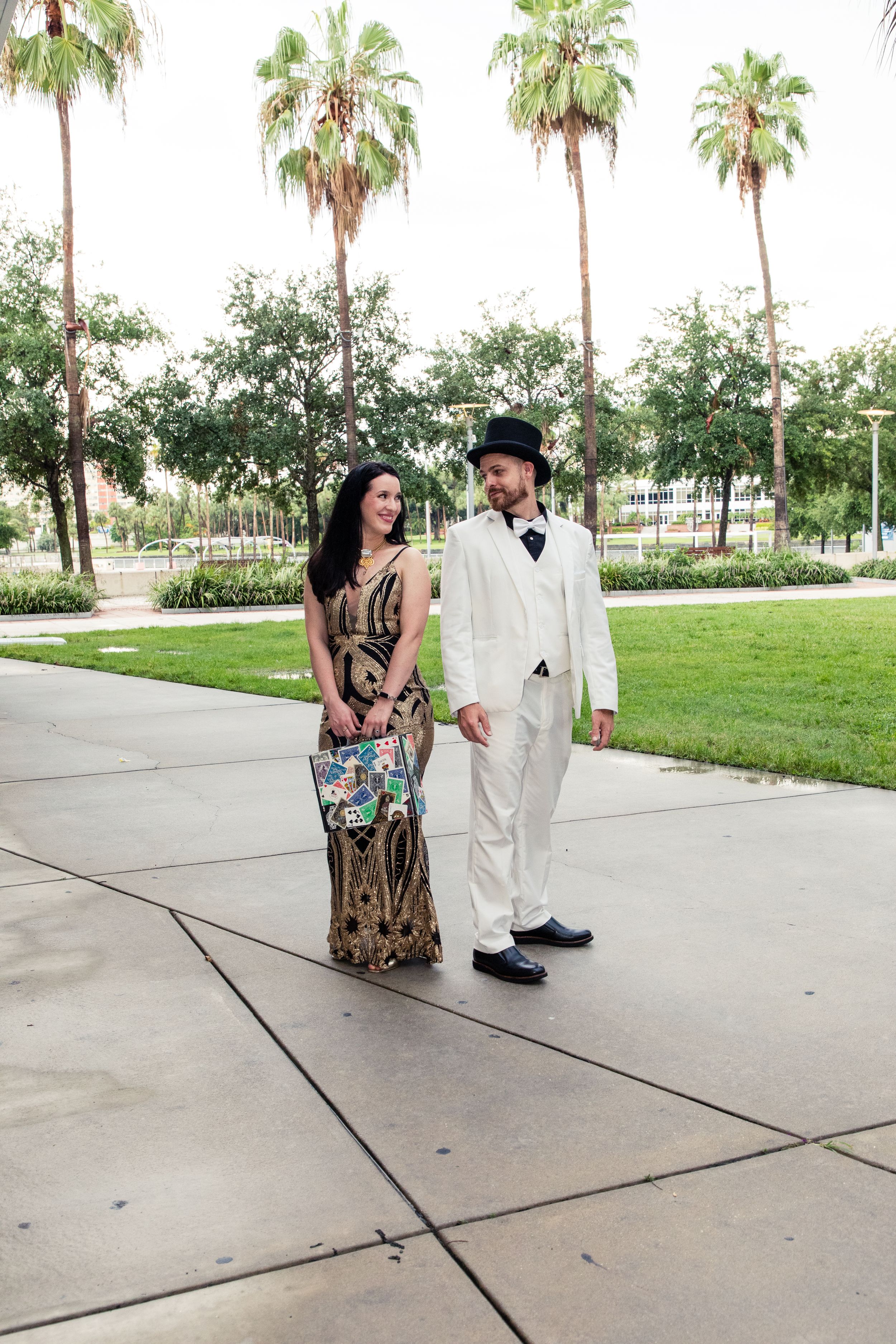 Tampa wedding photographer
wedding photographer in Florida and Europe.
Editorial street style photographer in Florida and Europe.