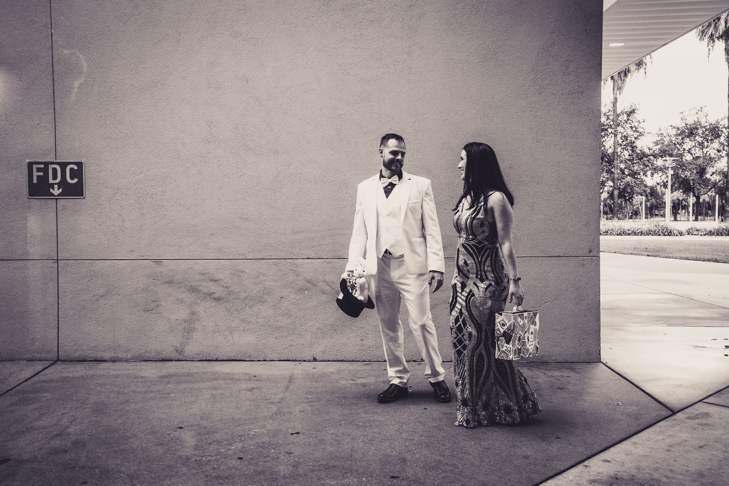 Tampa wedding photographer
wedding photographer in Florida and Europe.
Editorial street style photographer in Florida and Europe.