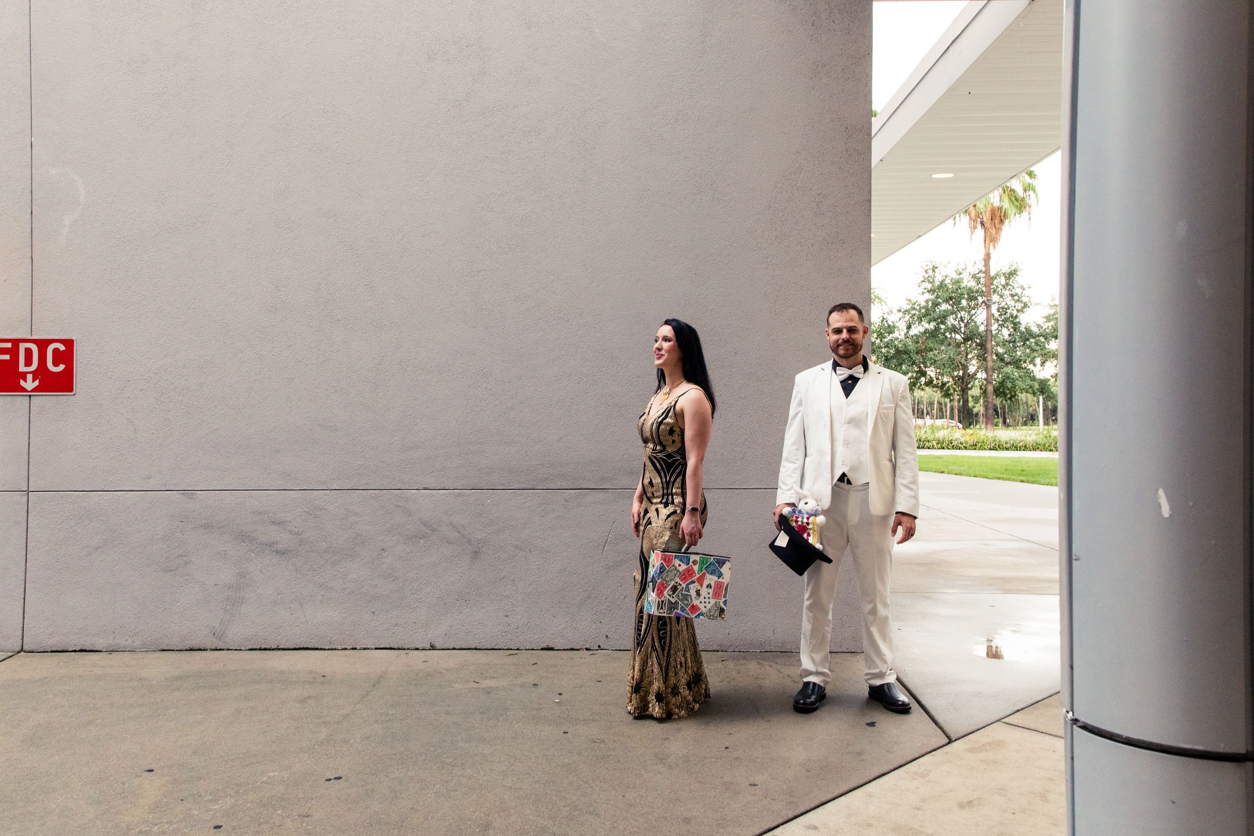 Tampa wedding photographer
wedding photographer in Florida and Europe.
Editorial street style photographer in Florida and Europe.
