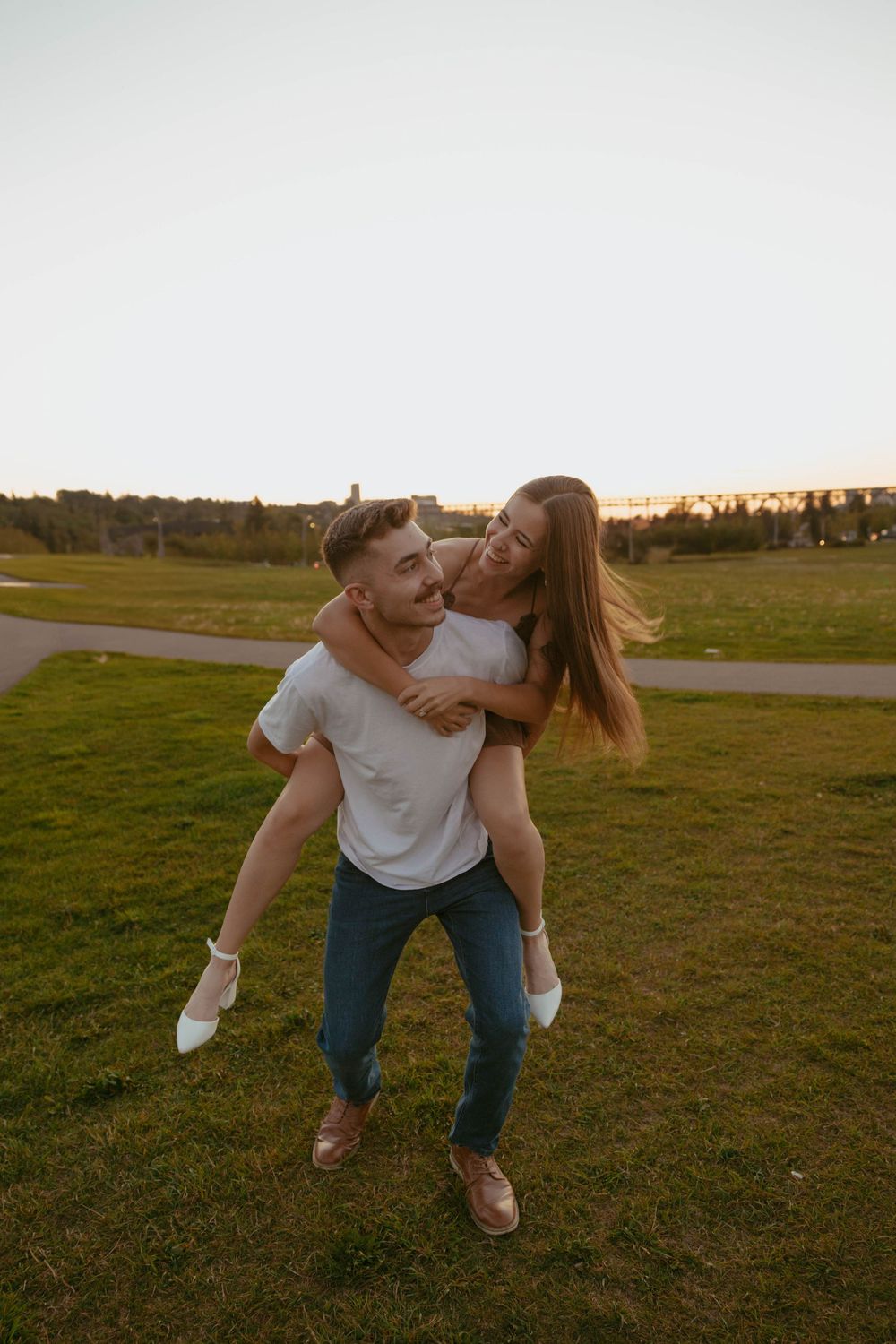 Edmonton engagement photographer