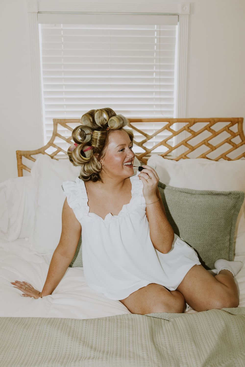 Summer Tradition Town Hall Wedding. Modern summer wedding in Tradition, Florida. Bride getting ready at Airbnb in Stuart