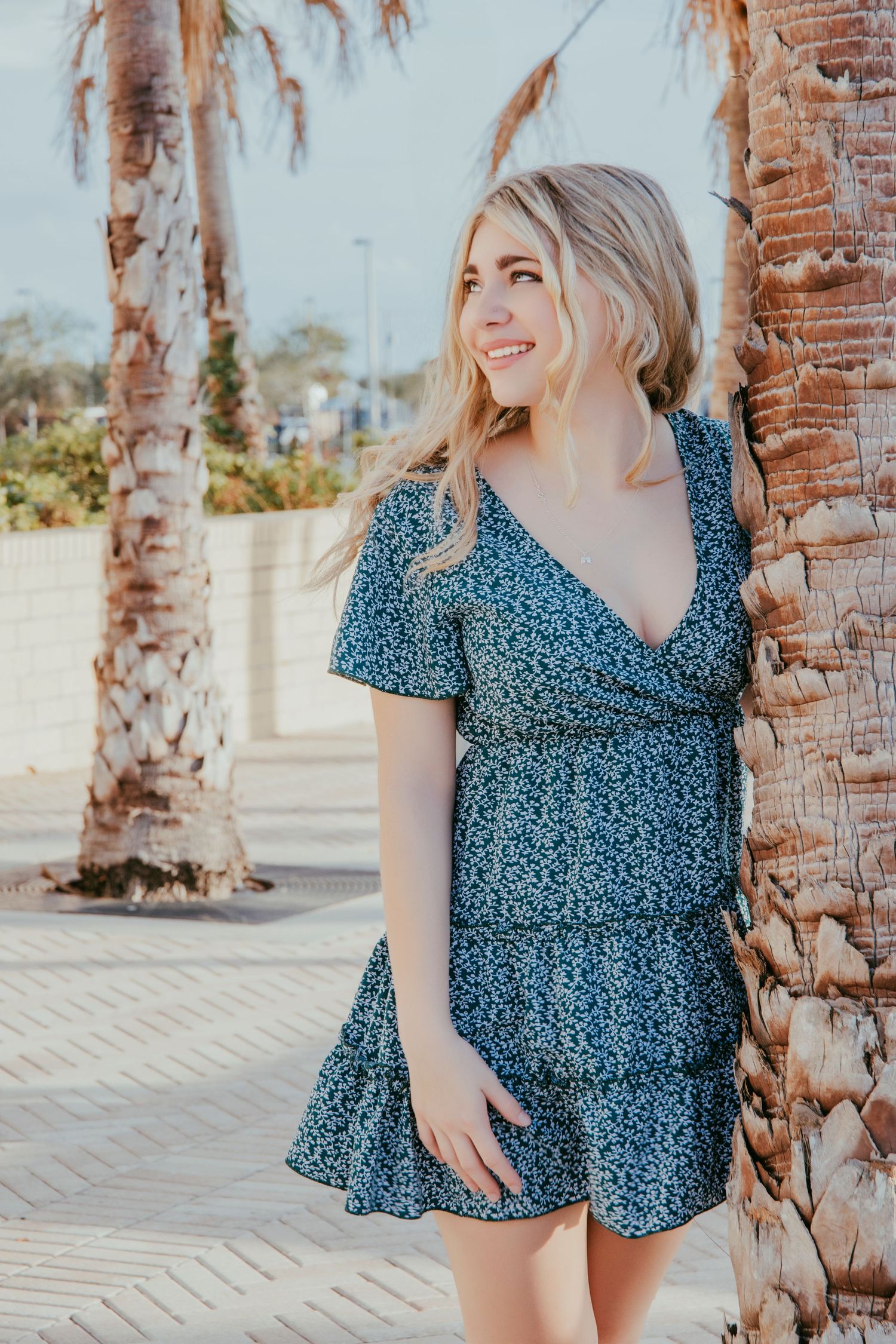 Authentic Senior Session at Venice High School – Cap, Gown, and Candid Moments