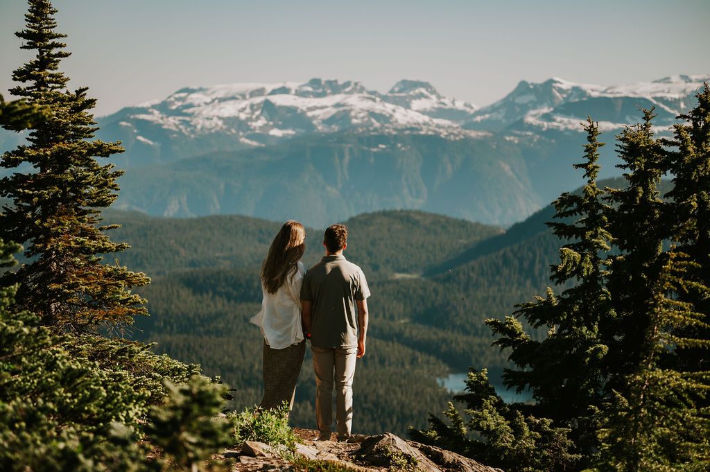 Mount Washington Couple Adventure Photo looking at mountain view. Photography by Photographer Soulfull Photographs