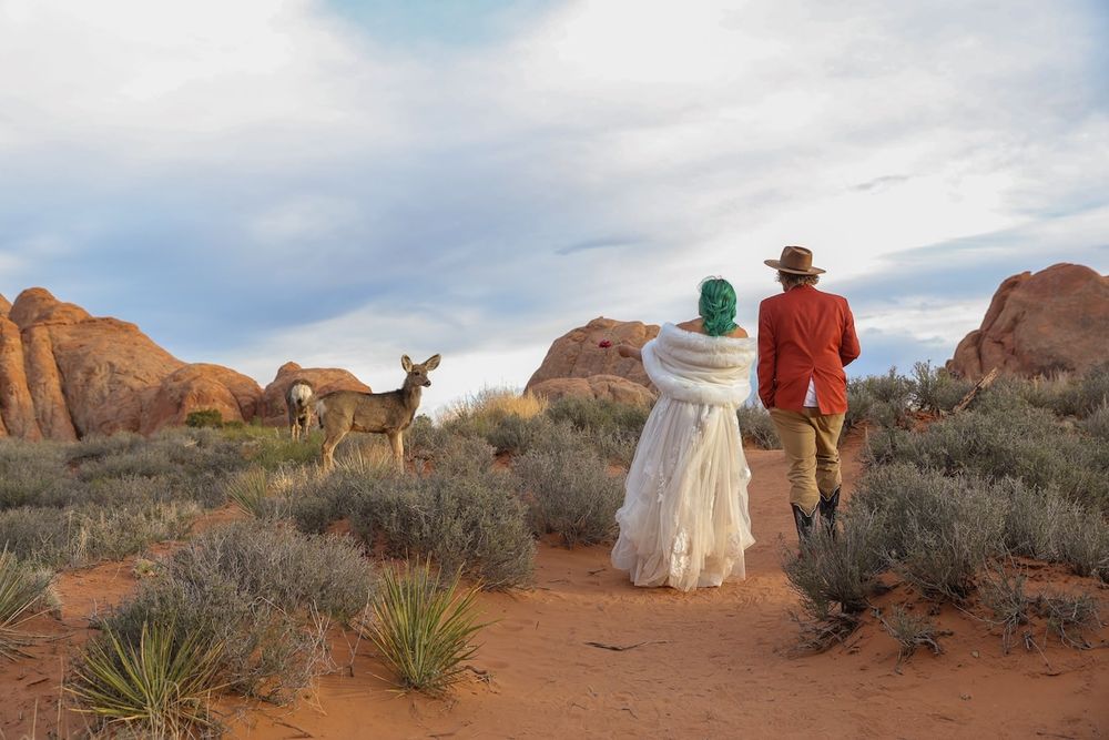 elopement in arches Utah