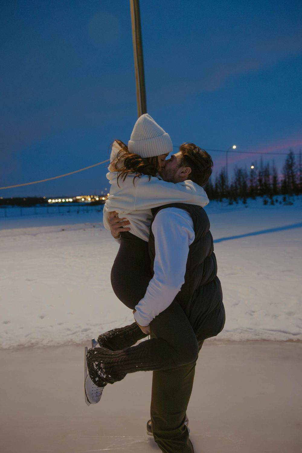Edmonton engagement photographer