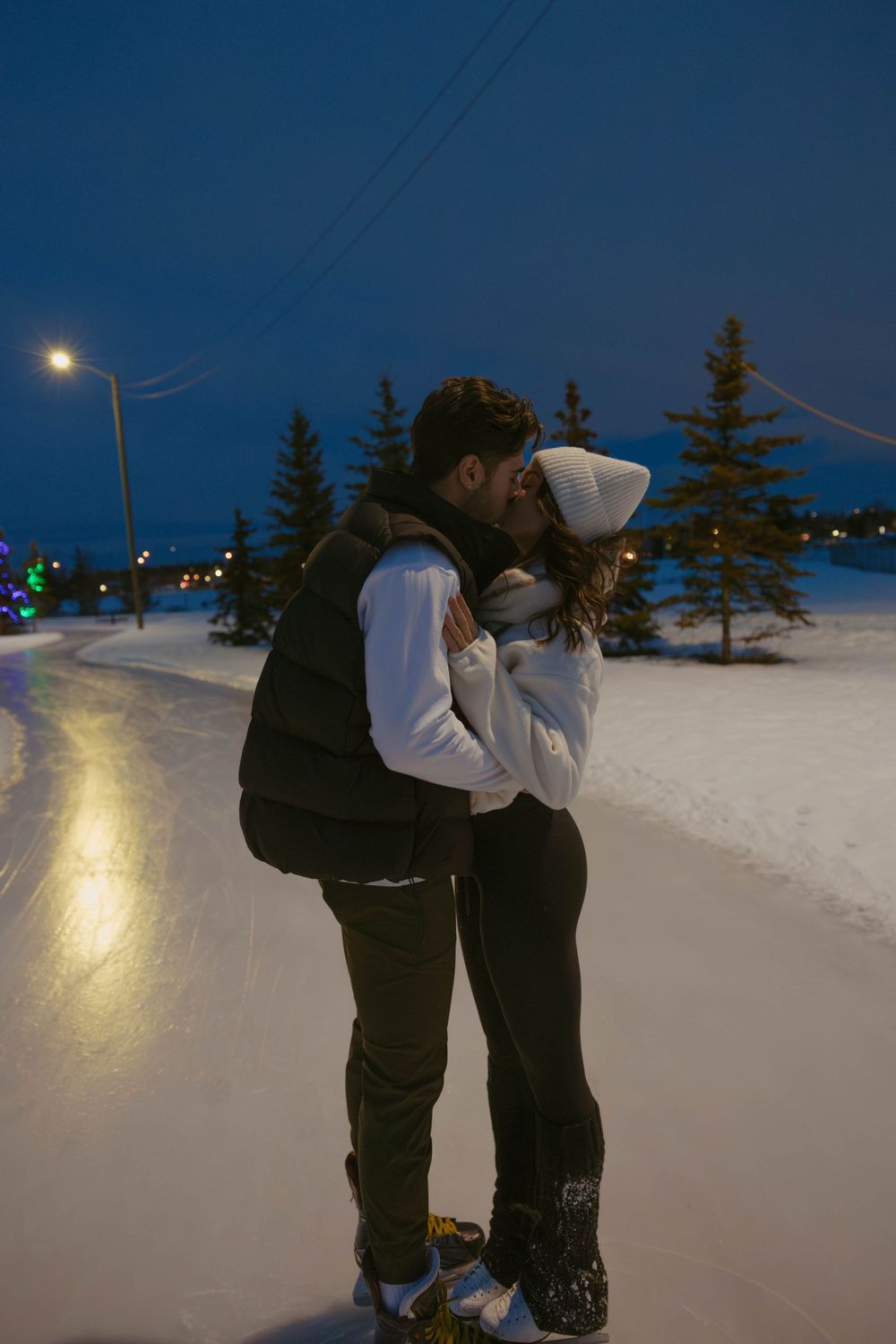 Edmonton engagement photographer