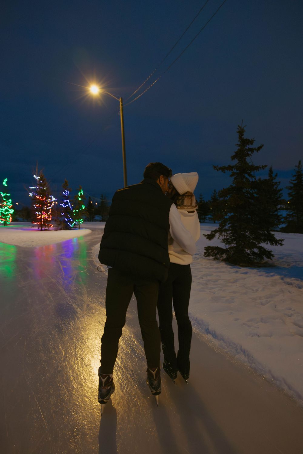 Edmonton engagement photographer