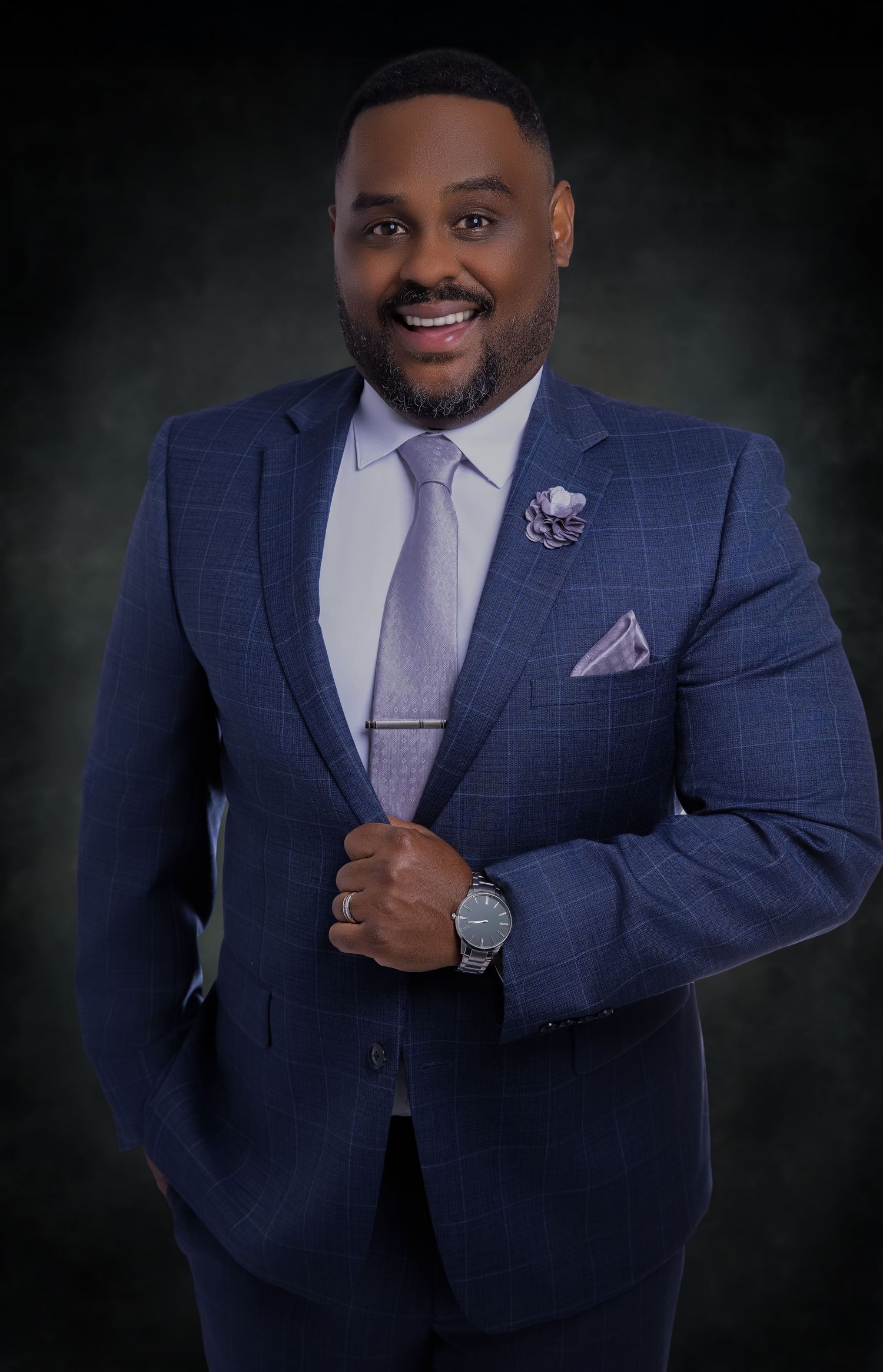Corporate-style portrait with soft lighting, taken in Alpharetta. Crisp professional headshot for a startup founder in North Atlanta.