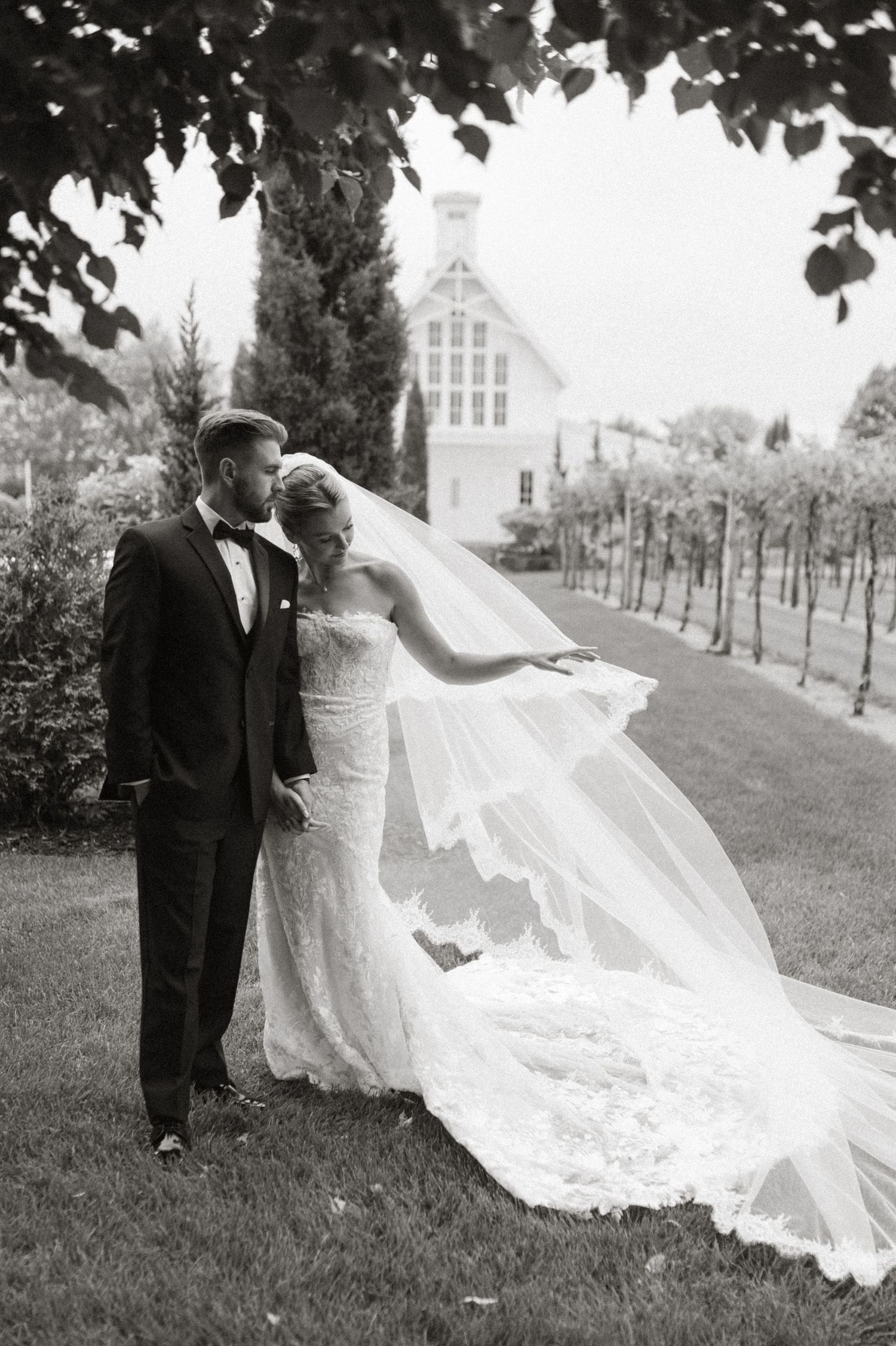 Minnesota Wedding Photographer, Romantic and Authentic Minnesota Photography, Minnesota Couple Photos | Rachel Marie Photography