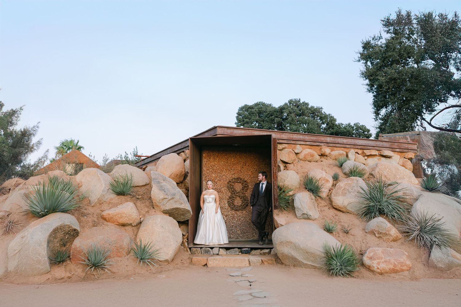 Saintwed is a destination wedding brand and company based in Mexico and Latin America, specializing in effortlessly elegant, sophisticated,