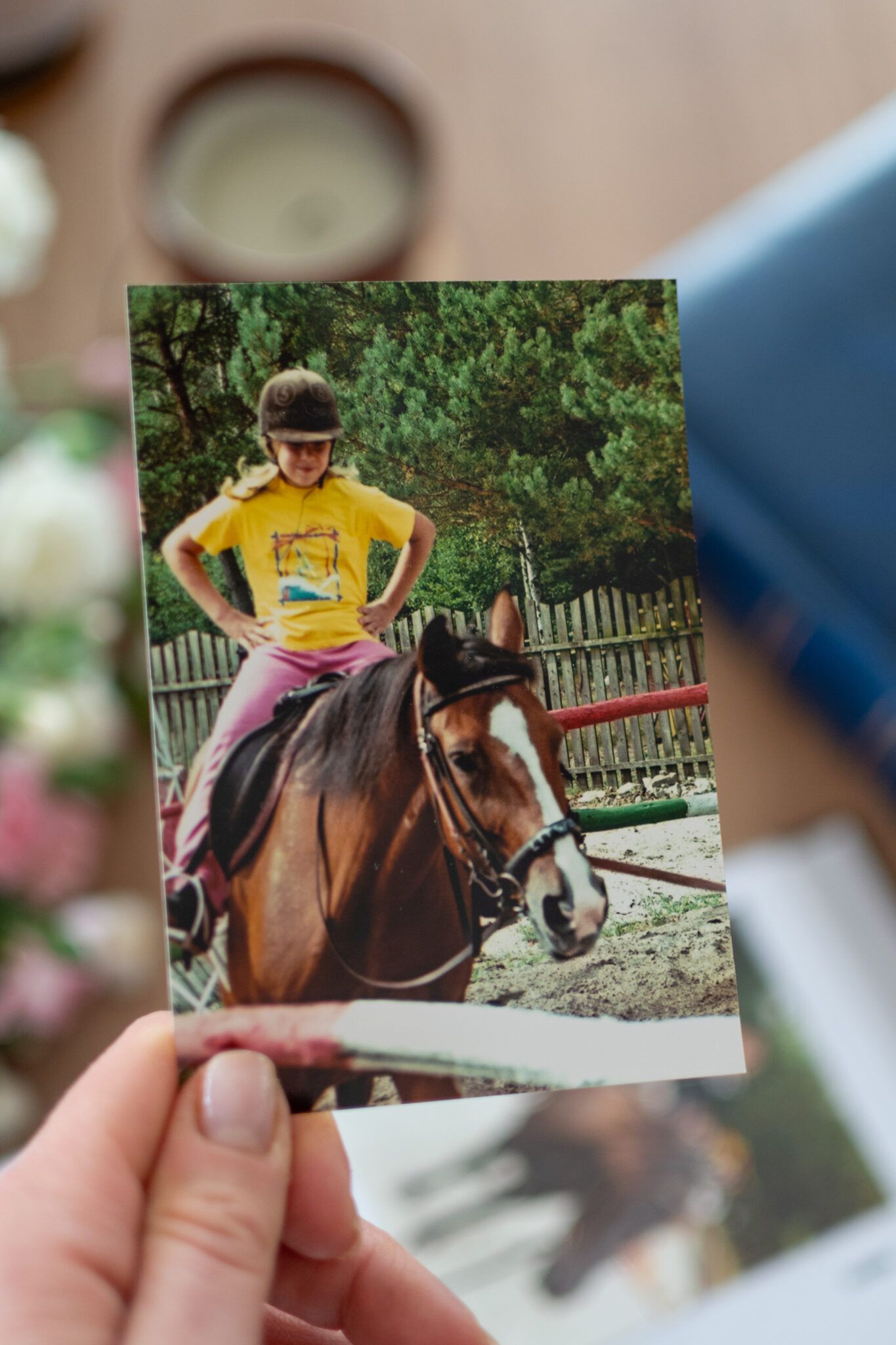 sesja zdjęciowa z koniem konna fotograf poznań atrium fitness i stajnia Swarzędz kórnik voucher na sesję prezent komunia Paulina Bodych Foto