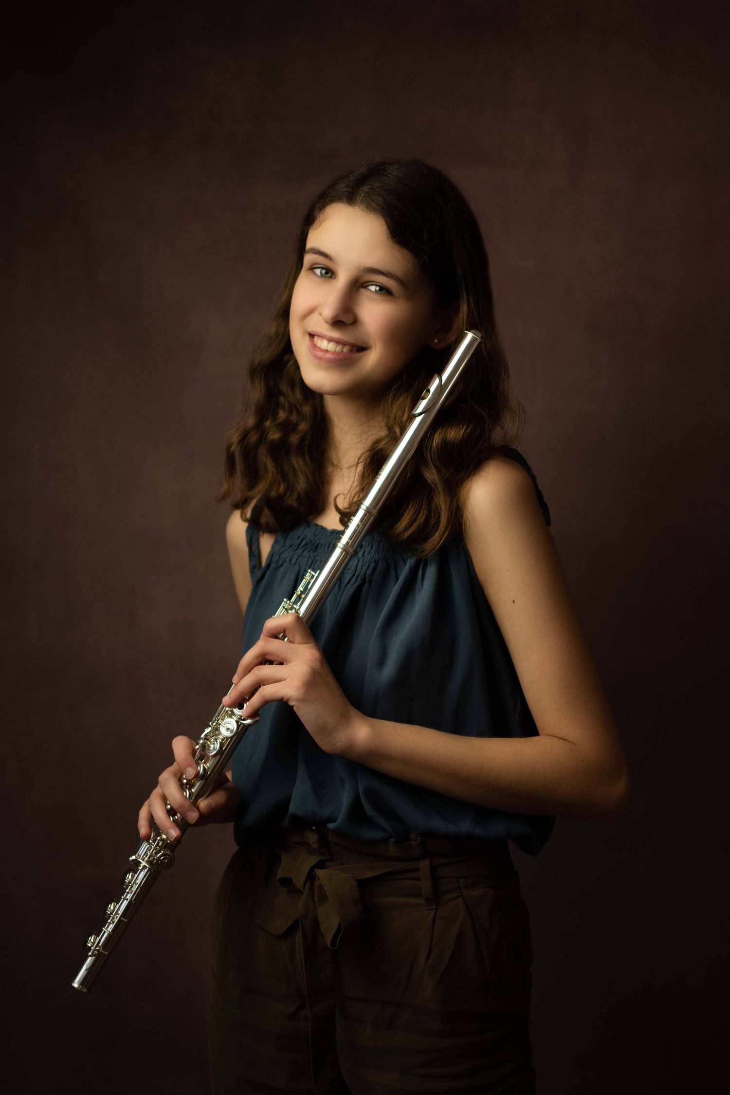 sesja studyjna klasyczna fine art sesja dyplomowa szkoła muzyczna poznań flet zdjęcia z instrumentem do plakatu studio