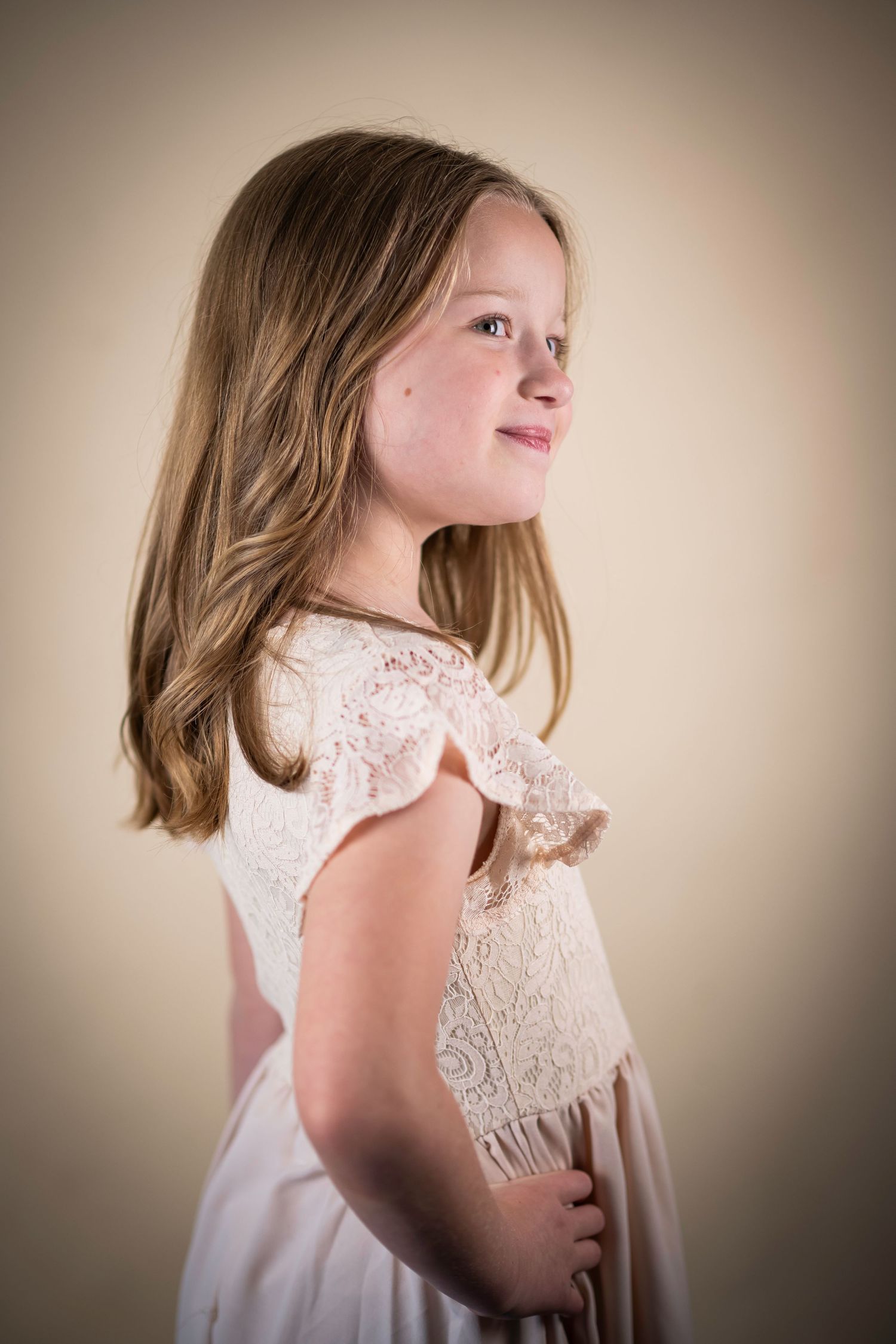 Studio sessions, like portrait (lifestyle) sessions, include headshots. Understanding the use of your headshots creates a recipe for success