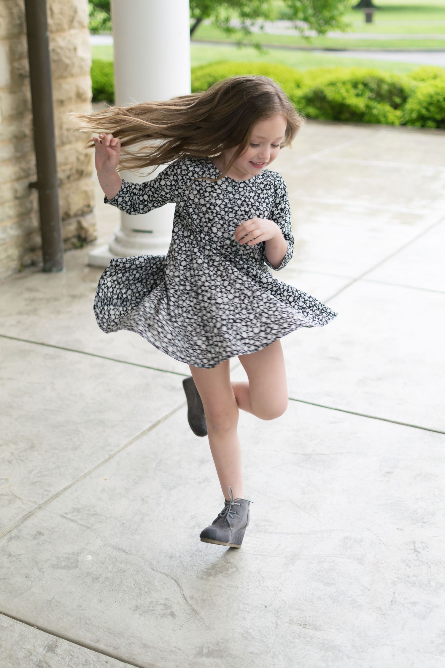30 minute Lifestyle session: children are full of kinetic energy, and we love to capture this fun and joy!