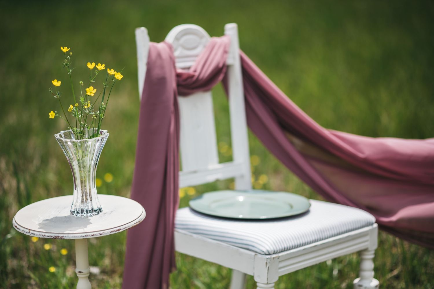 Soft detail photos like these are an important part of capturing your story to share!