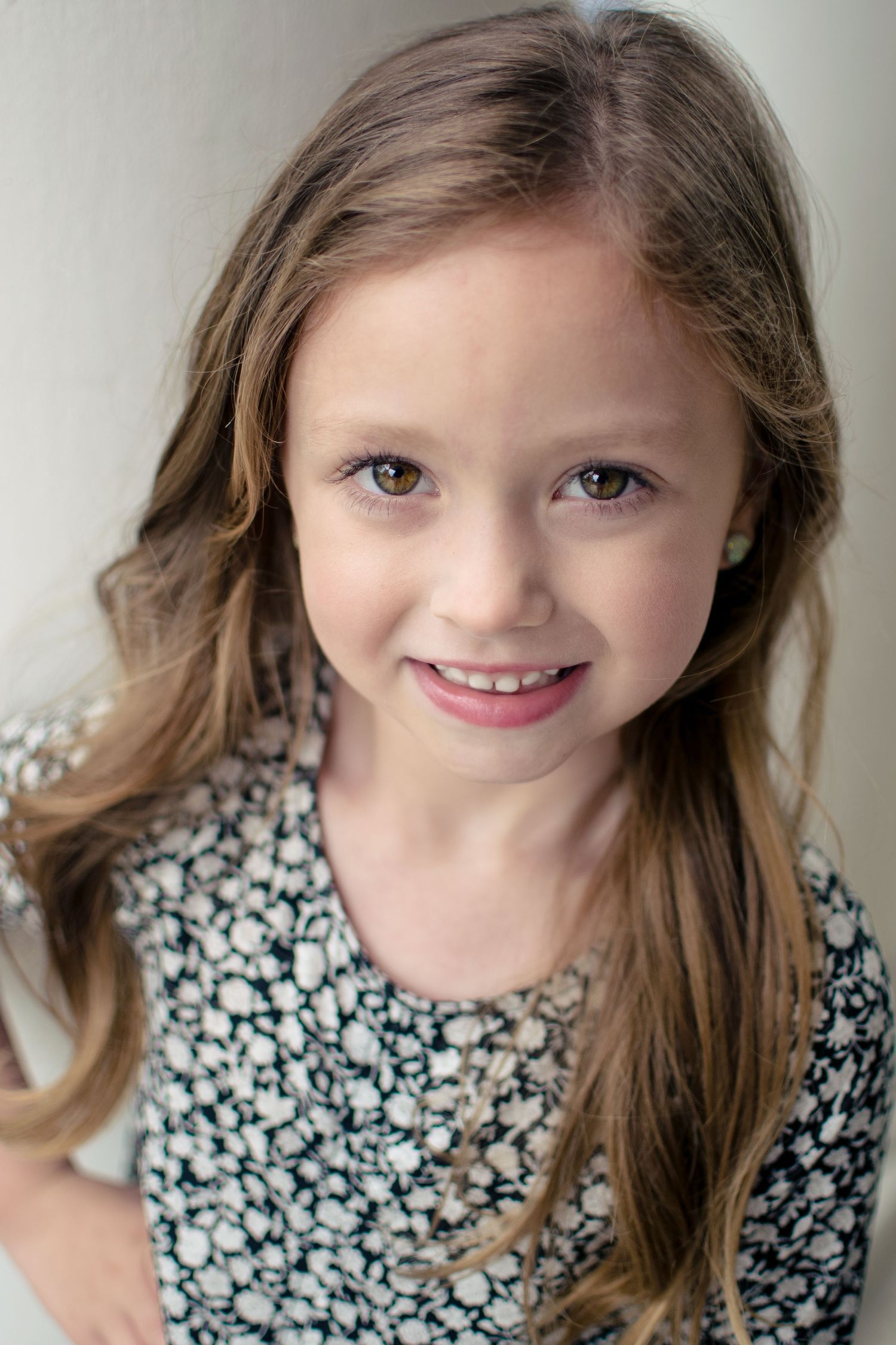 Portrait captured during a lifestyle session means you receive a variety of styles and perspectives.