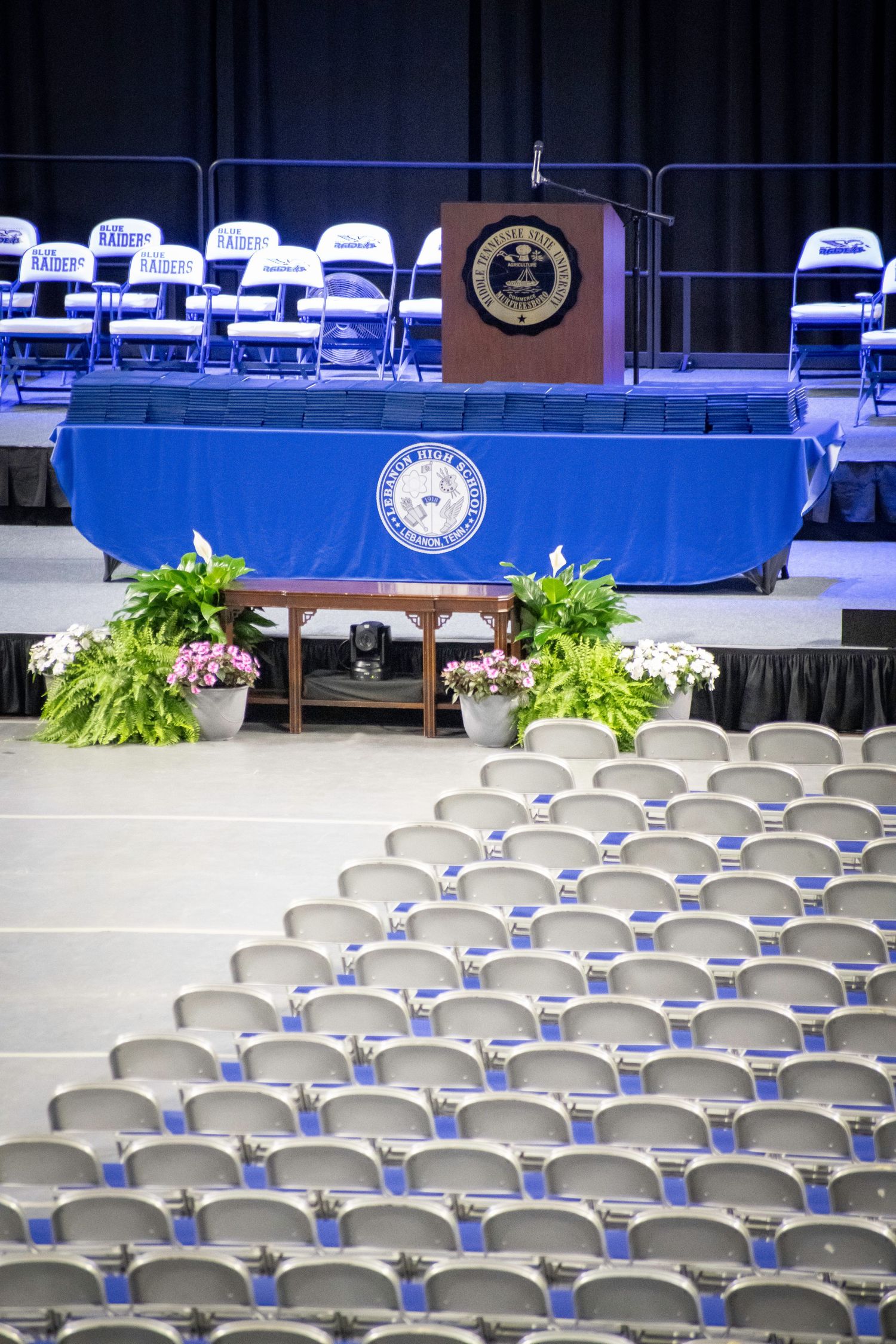 From graduations to family reunions, relax and enjoy the moments more with Half-Day Event coverage from Robinson Photography.